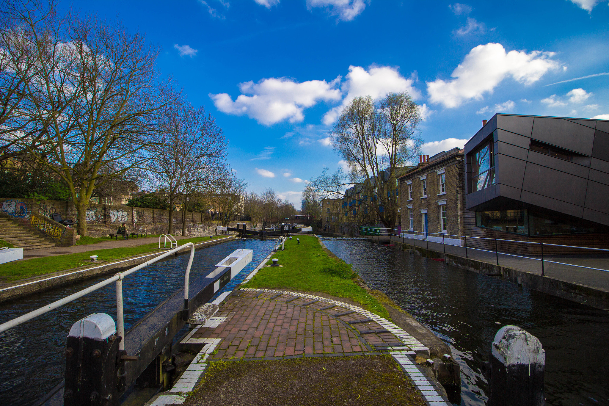 Canon EOS 60D sample photo. London canal photography