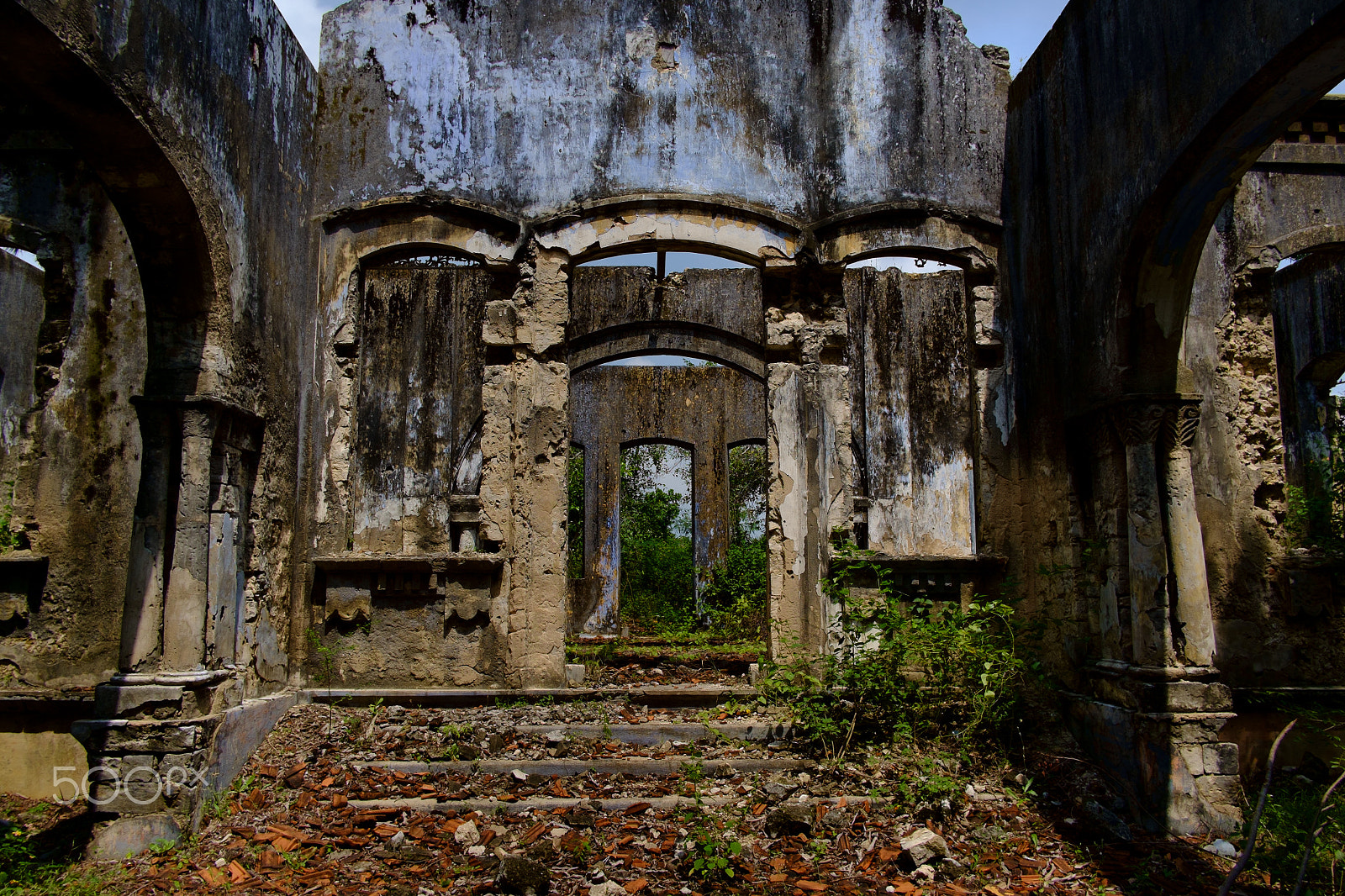 Fujifilm X-E1 sample photo. Jaffnas abandoned houses photography
