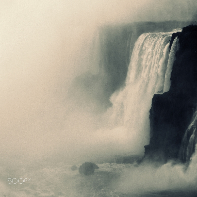 Canon EOS 30D + Canon EF 70-200mm F2.8L IS USM sample photo. Iguazu falls, brazil photography