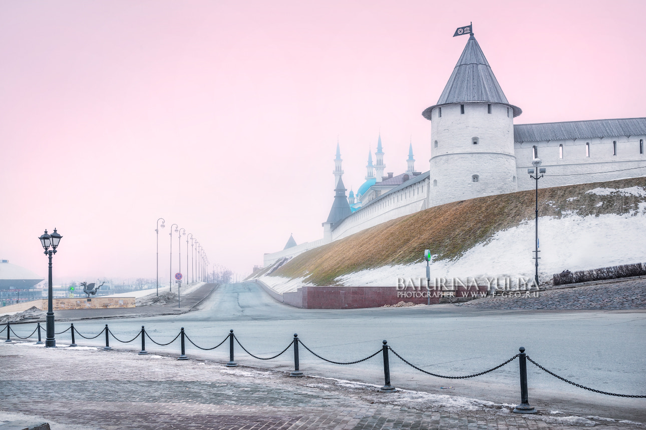 Nikon AF-S Nikkor 28-70mm F2.8 ED-IF sample photo. The pink fog in kazan photography