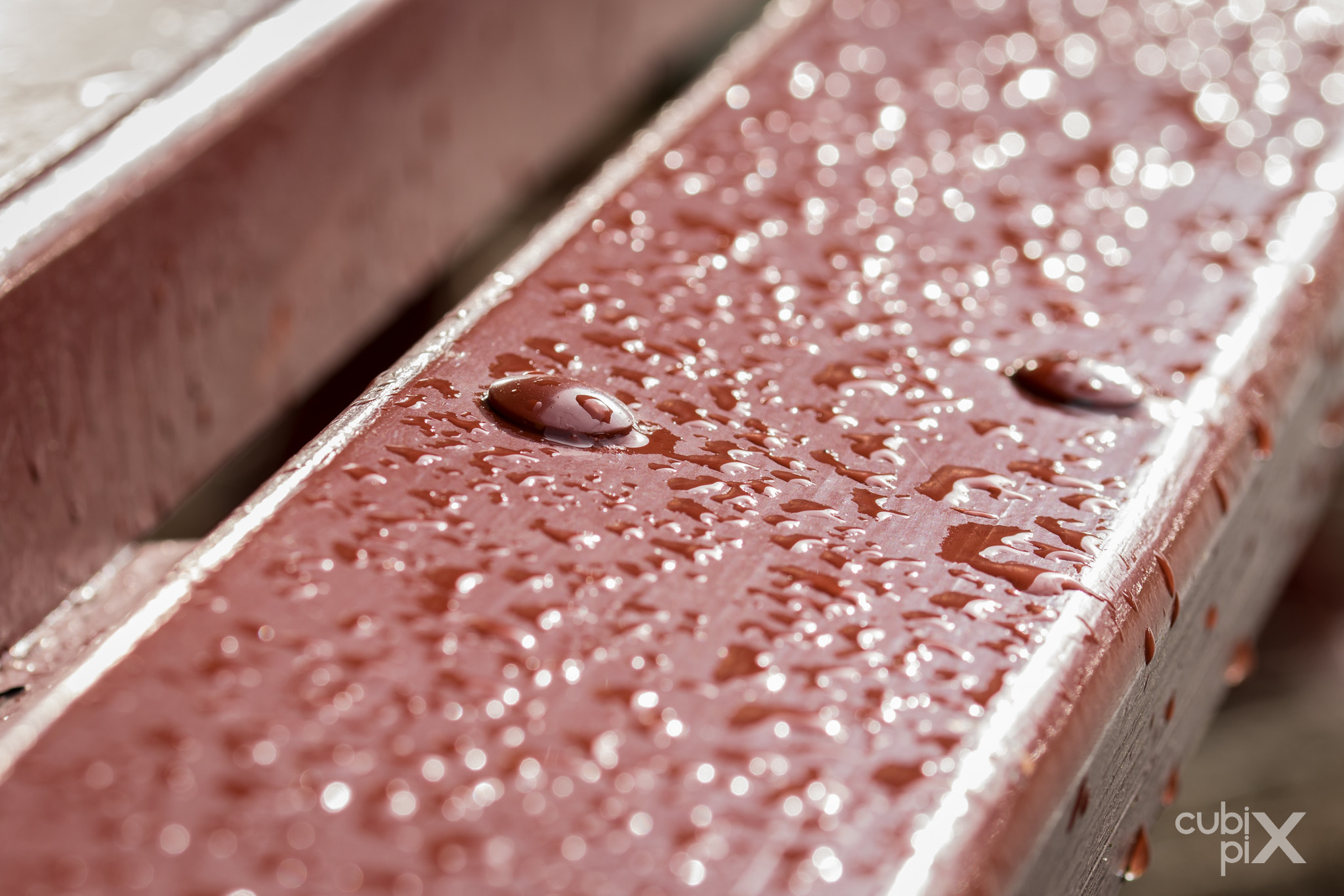 Canon EOS 7D Mark II + Sigma 105mm F2.8 EX DG OS HSM sample photo. Raindrops keep fallin' on my bench photography