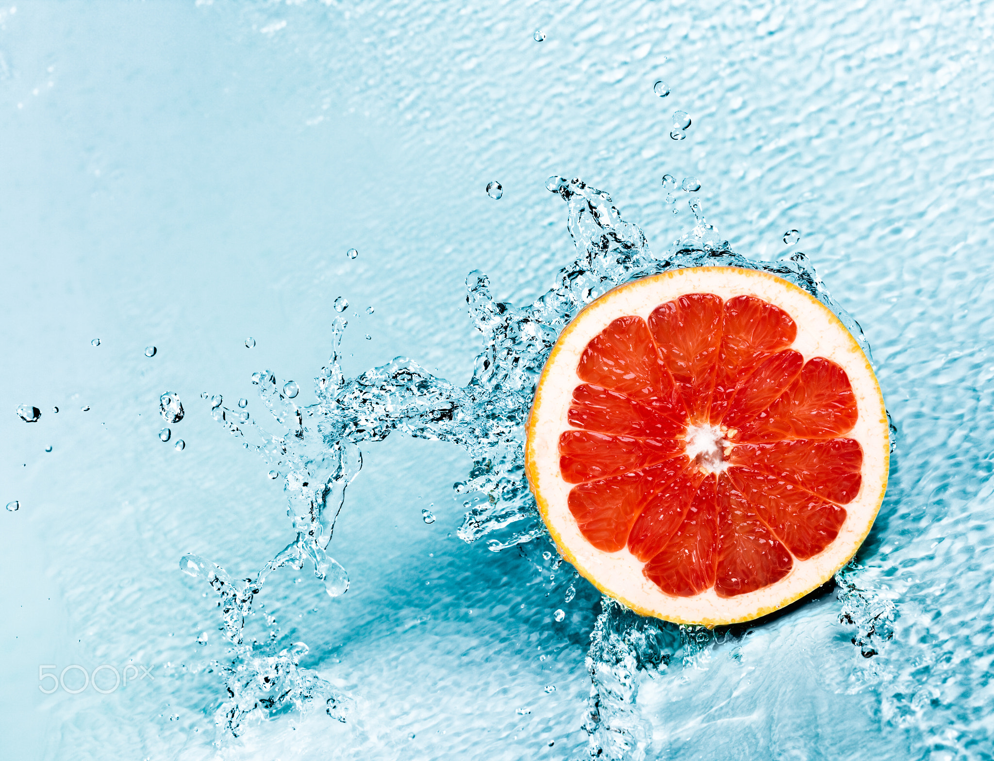 grapefruit and water