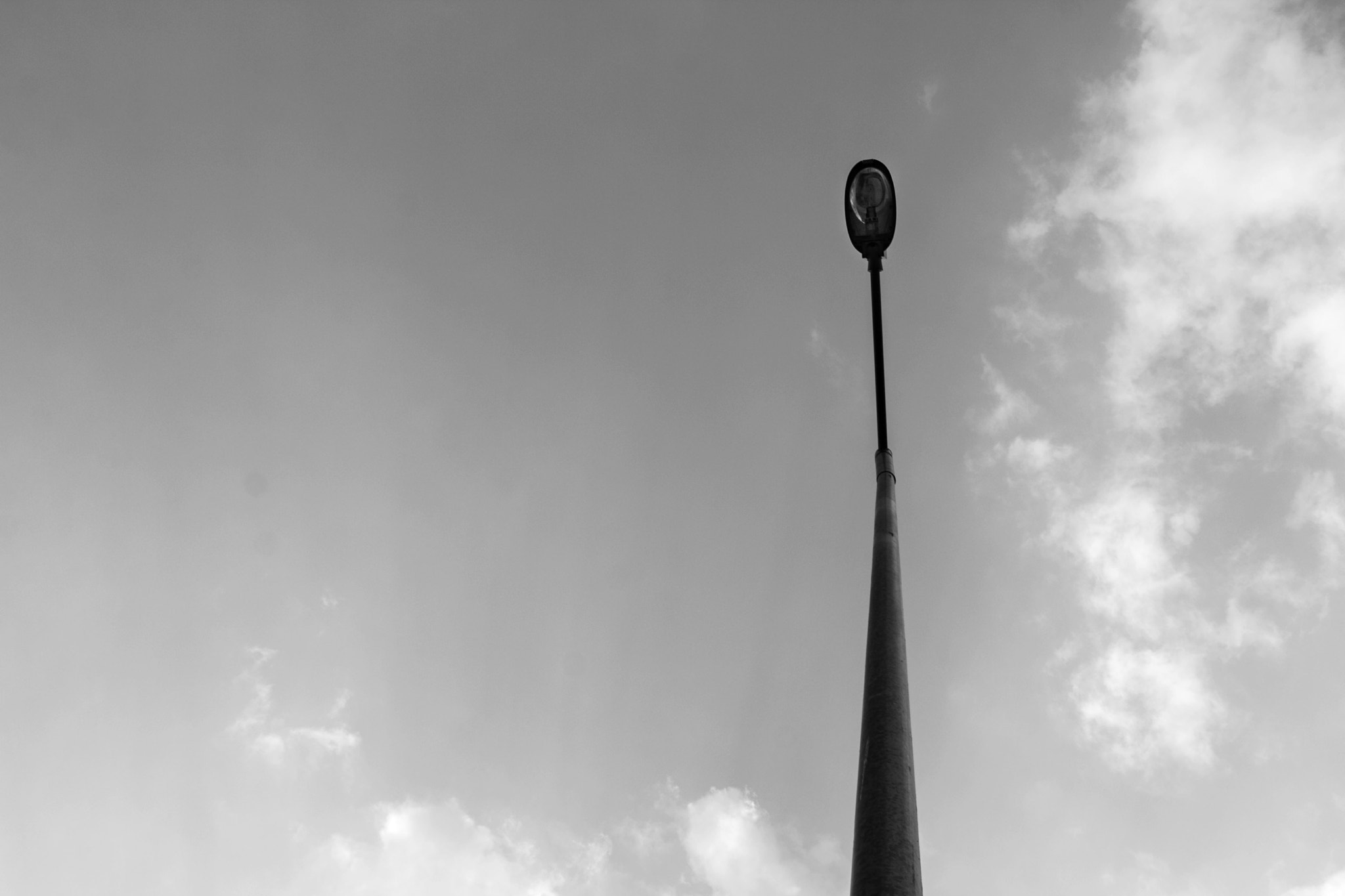 Tamron SP AF 17-50mm F2.8 XR Di II LD Aspherical (IF) sample photo. #13 #minimal photography