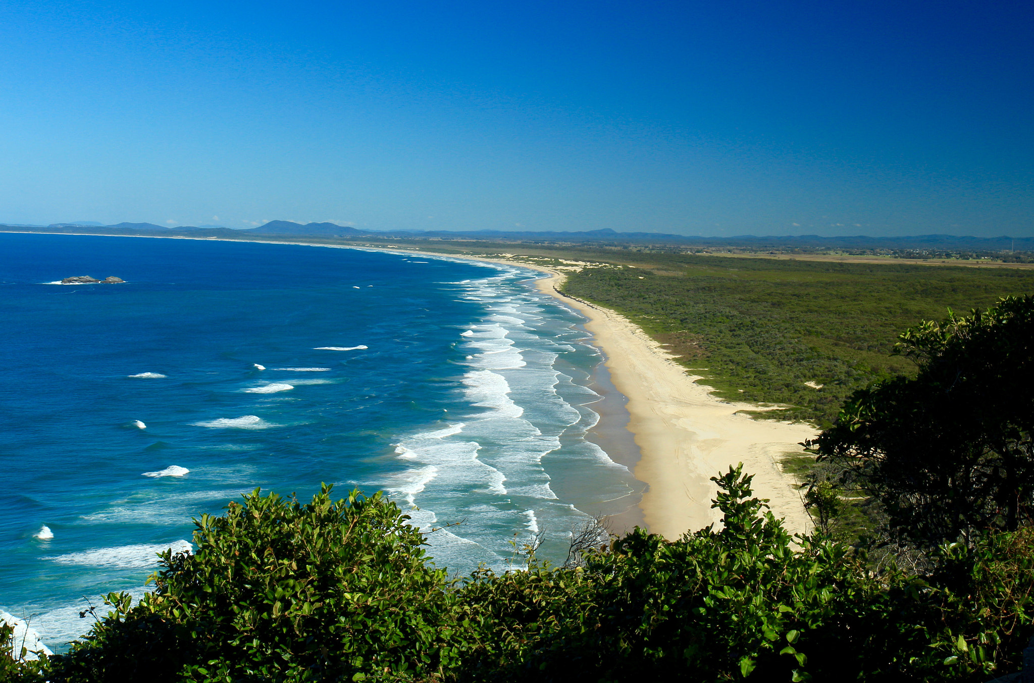 Canon EF-S 17-55mm F2.8 IS USM sample photo. New south wales coastline photography