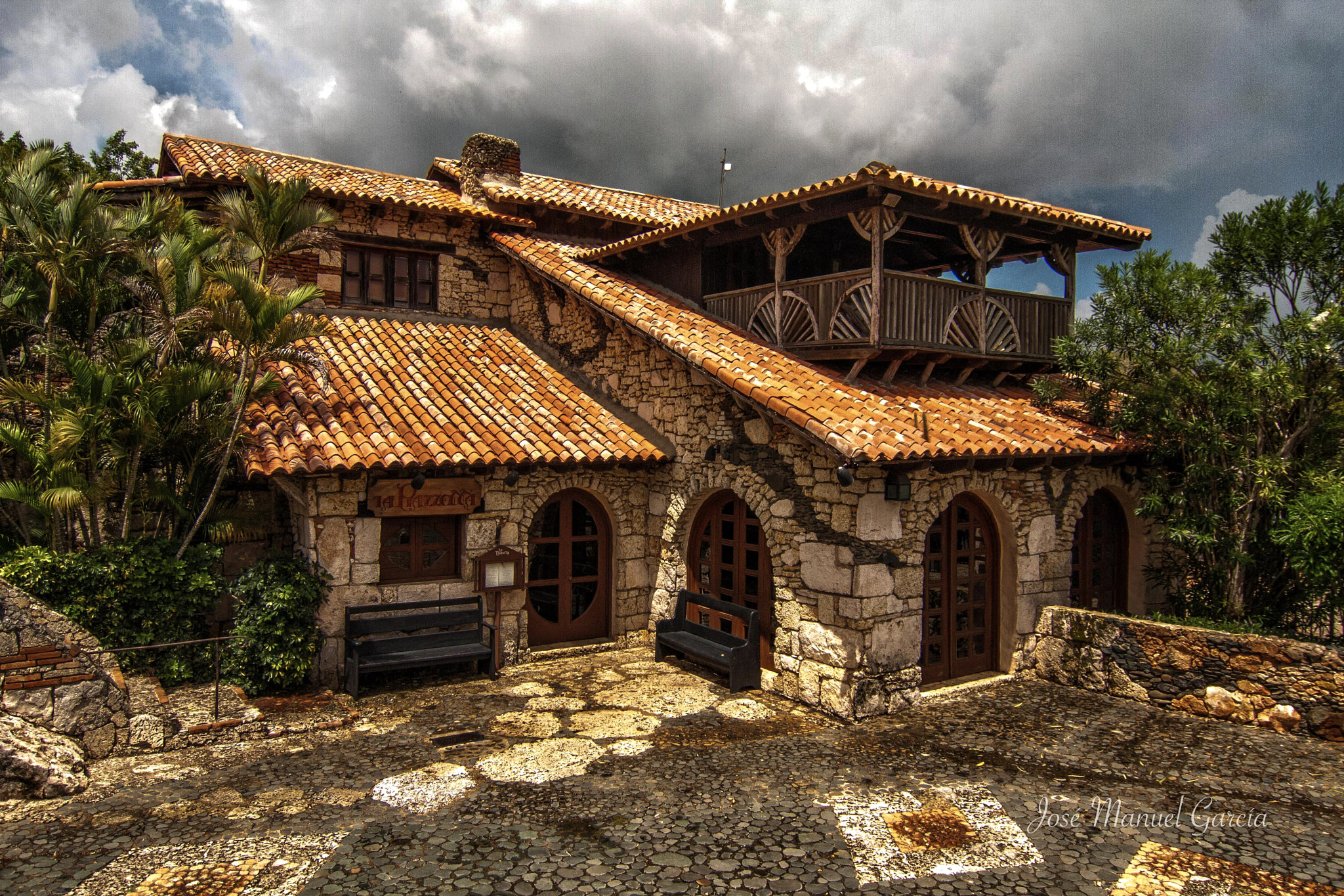 Tokina AT-X Pro 12-24mm F4 (IF) DX sample photo. Villa altos de chavón ( # 2 ) photography