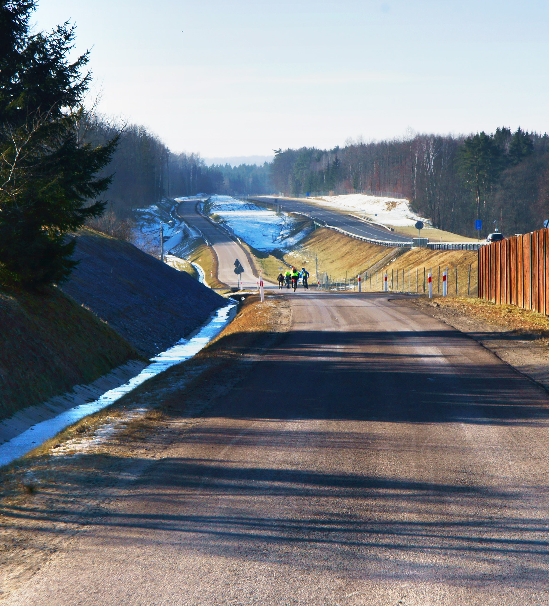 Sony Alpha NEX-3N + E 50mm F1.8 OSS sample photo. Highway, road, transportation, drive, city, landscape, way, natu photography