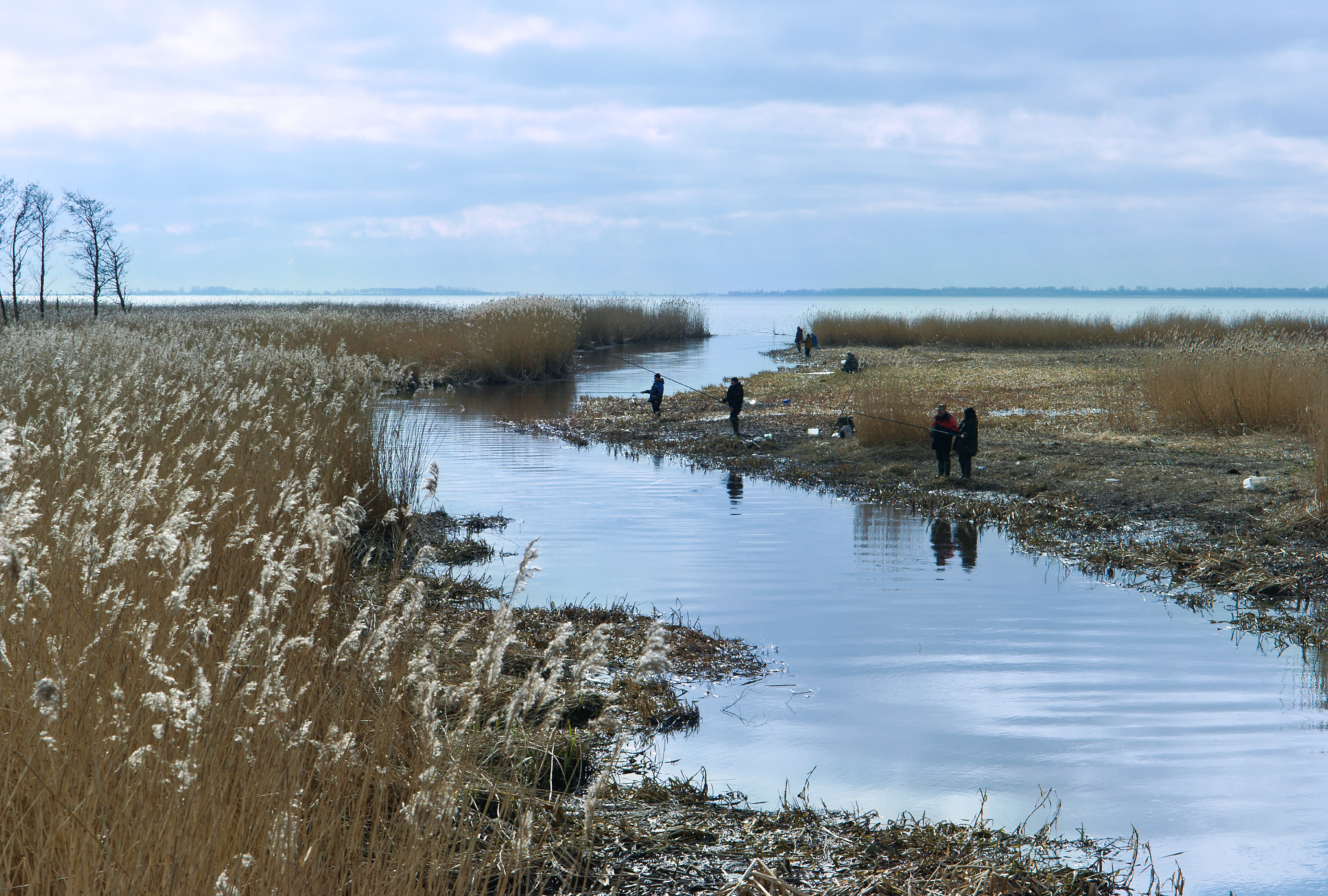 Sony Alpha NEX-3N sample photo. Fishing, fishermen, sunrise, sunset, delta, estuary, fish, fish, hobby, holiday, nature photography