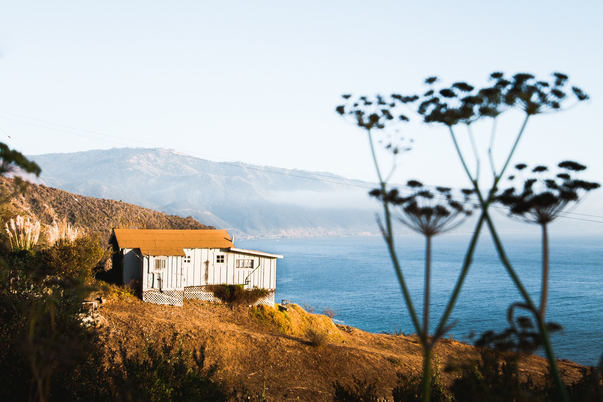 Canon EF-S 10-22mm F3.5-4.5 USM sample photo. Coastal abode photography