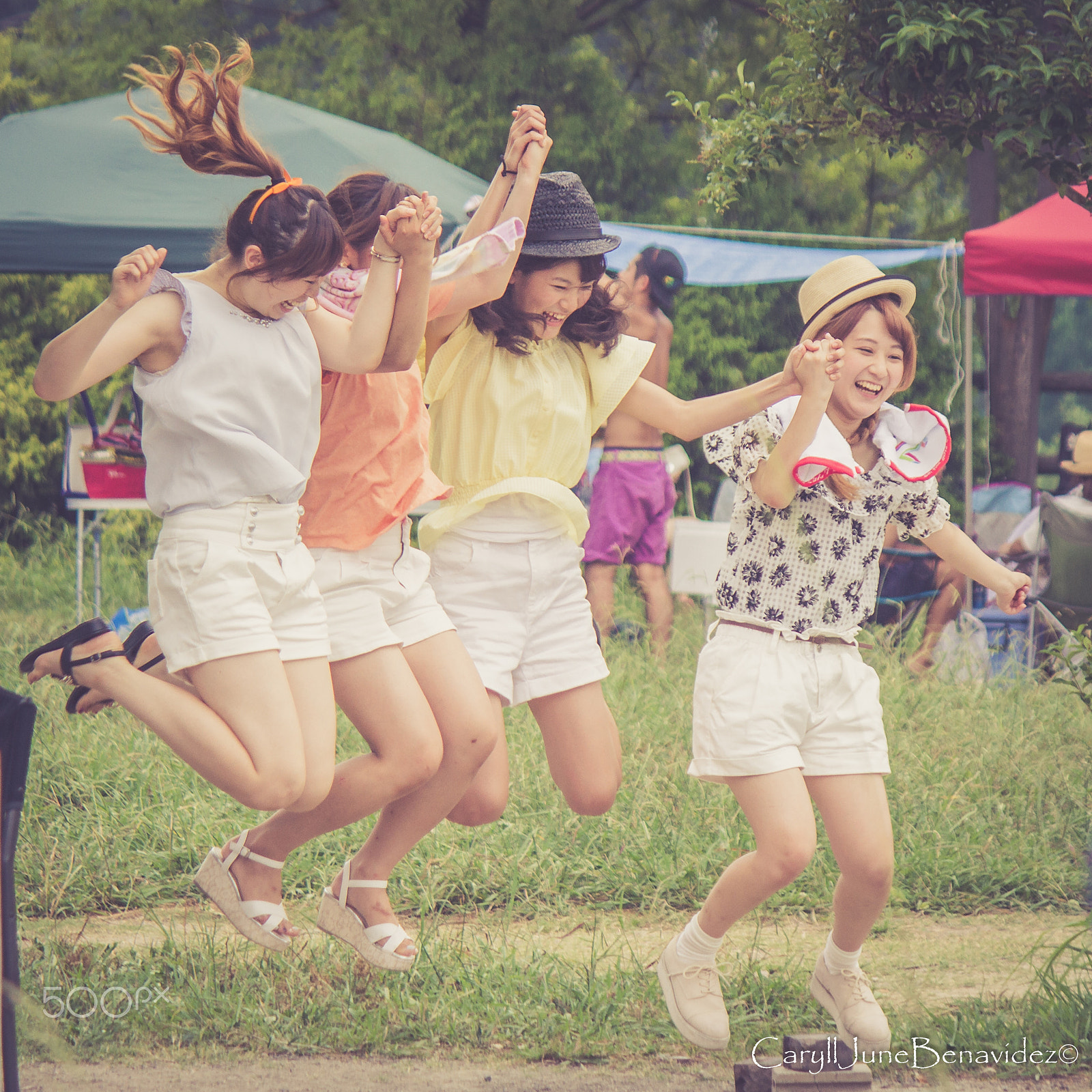 Canon EOS 600D (Rebel EOS T3i / EOS Kiss X5) sample photo. 1,2,3,4, and jump photography