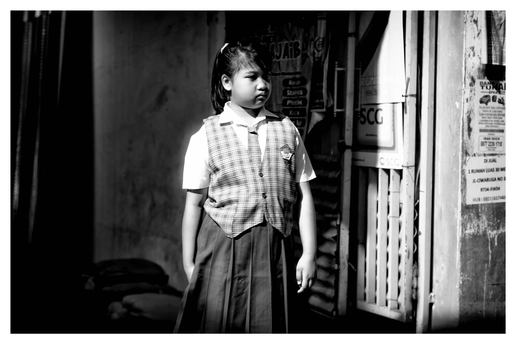 Nikon AF Nikkor 50mm F1.4D sample photo. Streets of bandung photography
