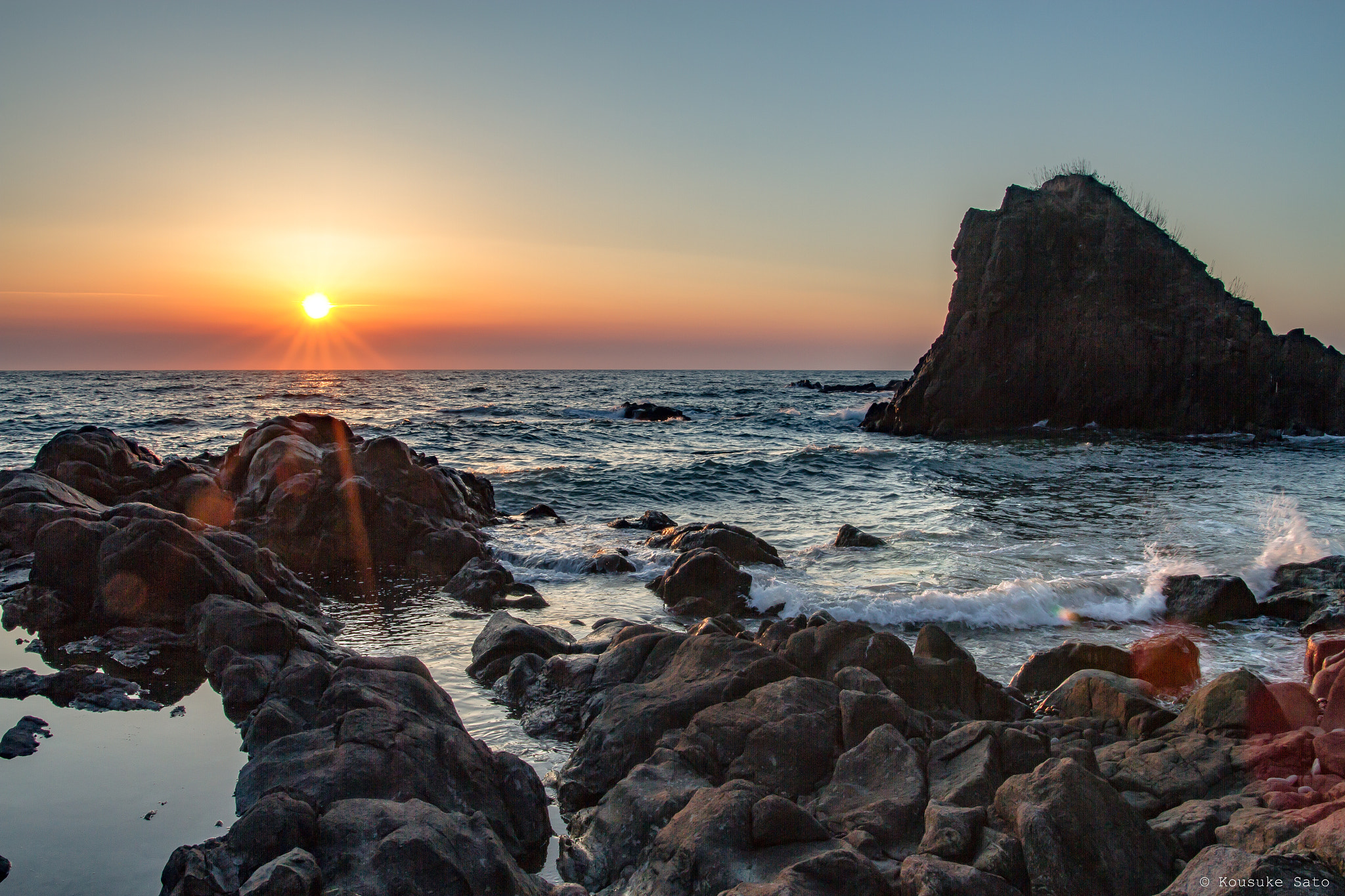 Canon EOS 7D + Sigma 18-35mm f/1.8 DC HSM sample photo. Sea of japan sunset 4 photography