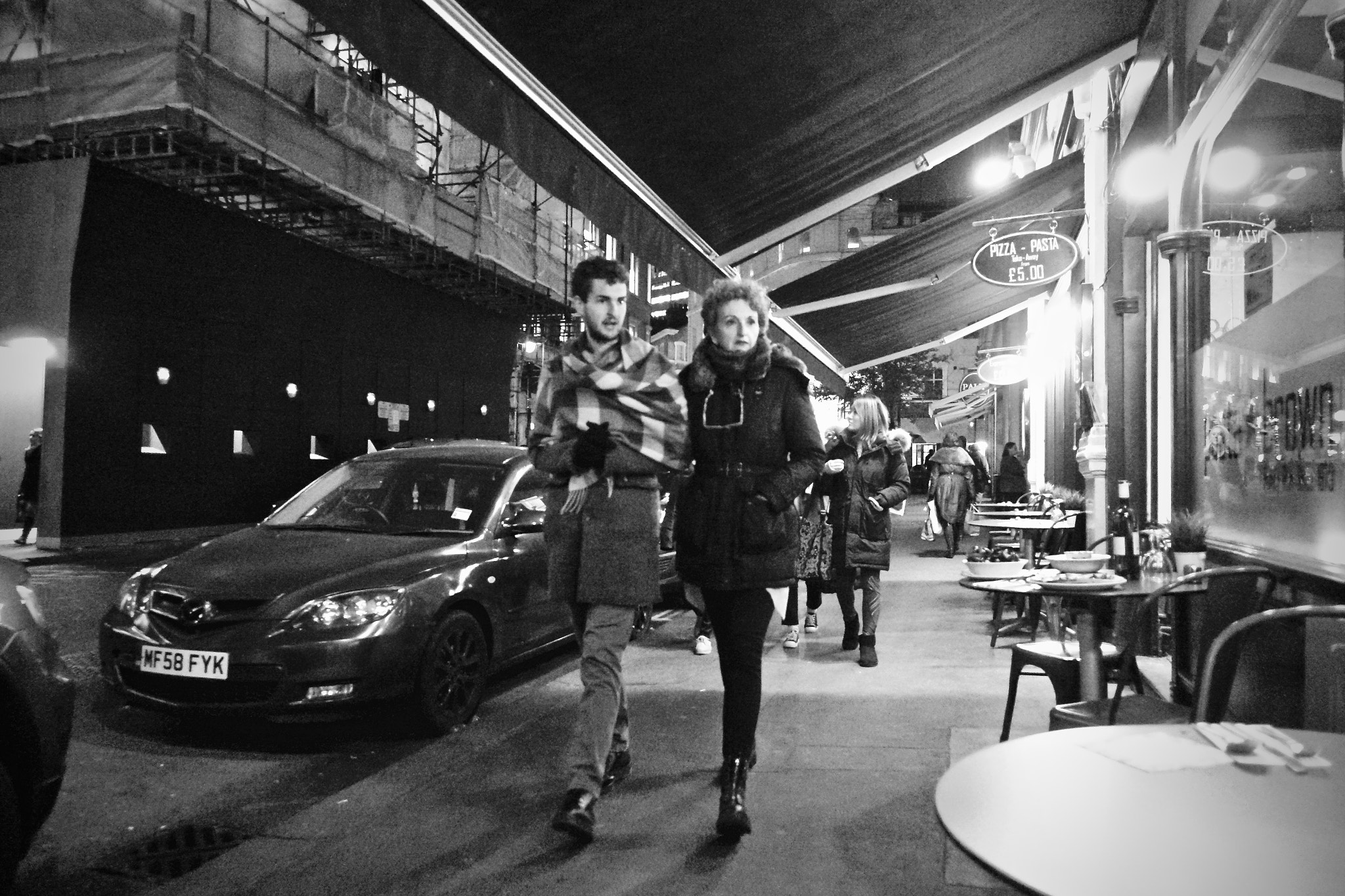 Sony Cyber-shot DSC-RX100 IV + Sony 24-70mm F1.8-2.8 sample photo. London, uk. photography