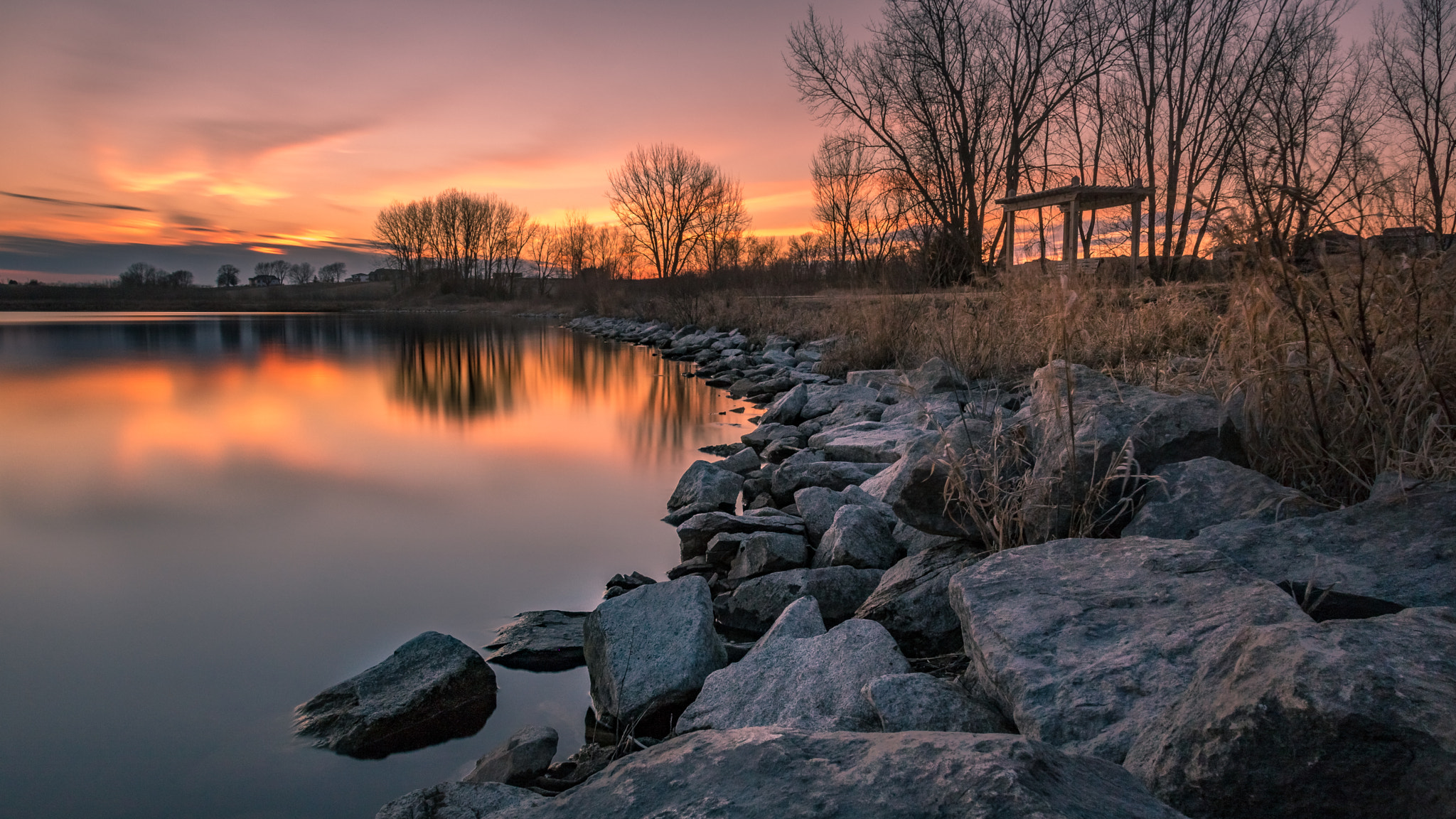 Canon EF-S 17-55mm F2.8 IS USM sample photo. Lake view photography