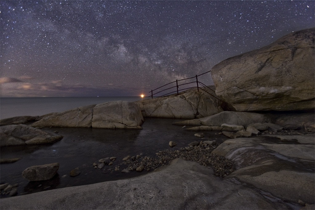 Canon EOS 5D Mark II + Canon EF 16-35mm F2.8L USM sample photo. Milky way over narragansett bay, naragansett, ri, photography