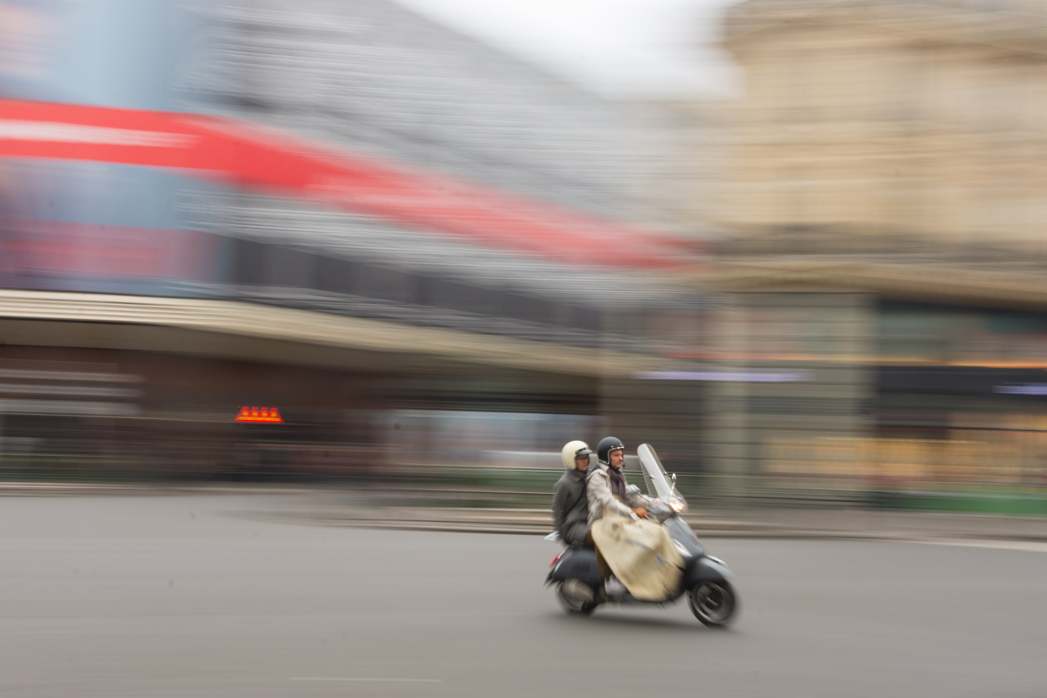 Nikon D7200 sample photo. Galeries lafayette, paris photography