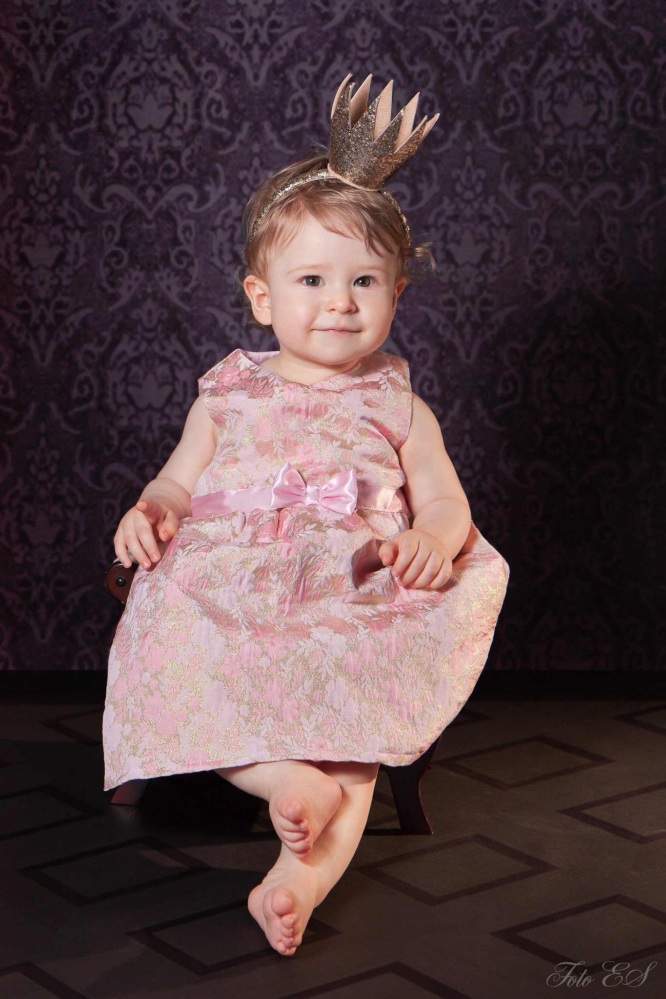 Canon EF-S 17-55mm F2.8 IS USM sample photo. Little princess photography