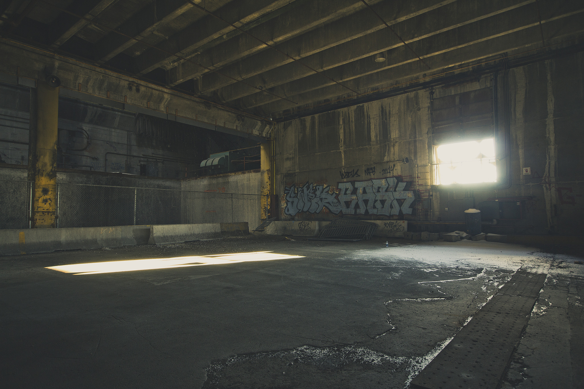 Canon EOS 60D + Sigma 10-20mm F4-5.6 EX DC HSM sample photo. Residue pit complex photography