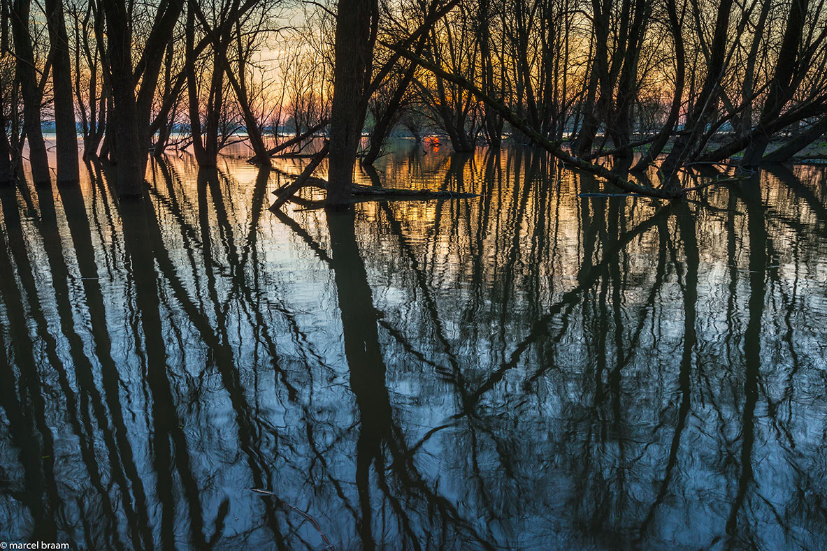 Canon EF 16-35mm F2.8L II USM sample photo. Floodplains photography