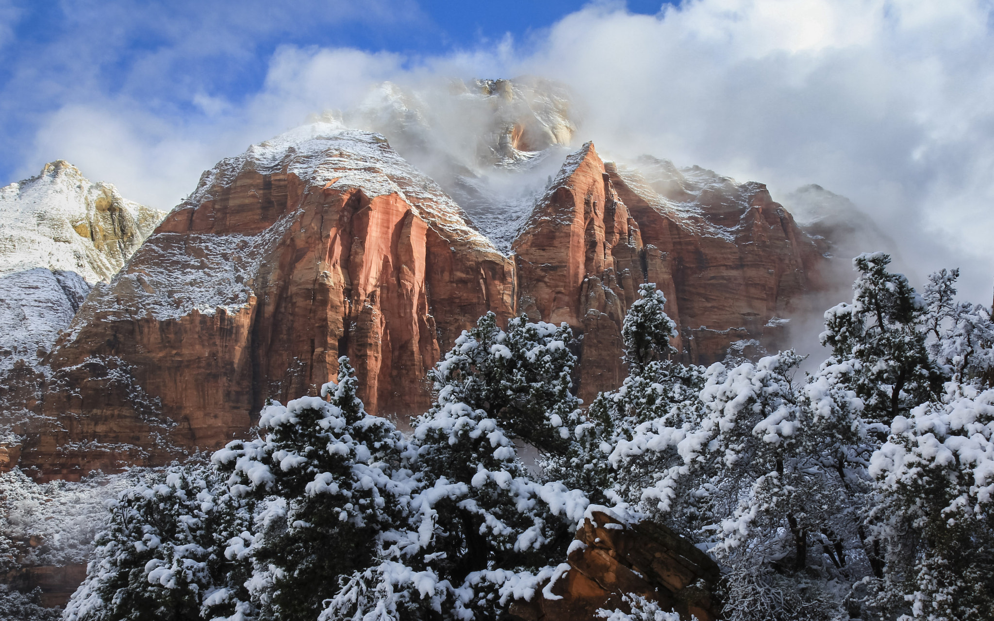 Canon EF-S 17-55mm F2.8 IS USM sample photo. Clearing storm in zion national park photography