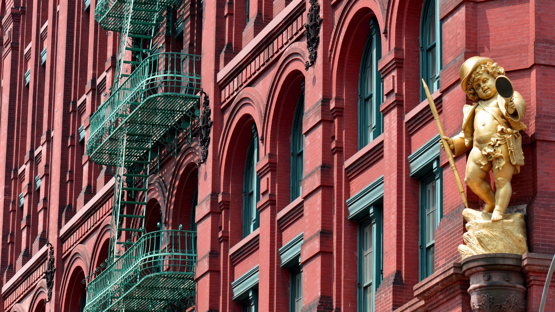 Nikon AF-S Micro-Nikkor 105mm F2.8G IF-ED VR sample photo. Nyc 07 photography