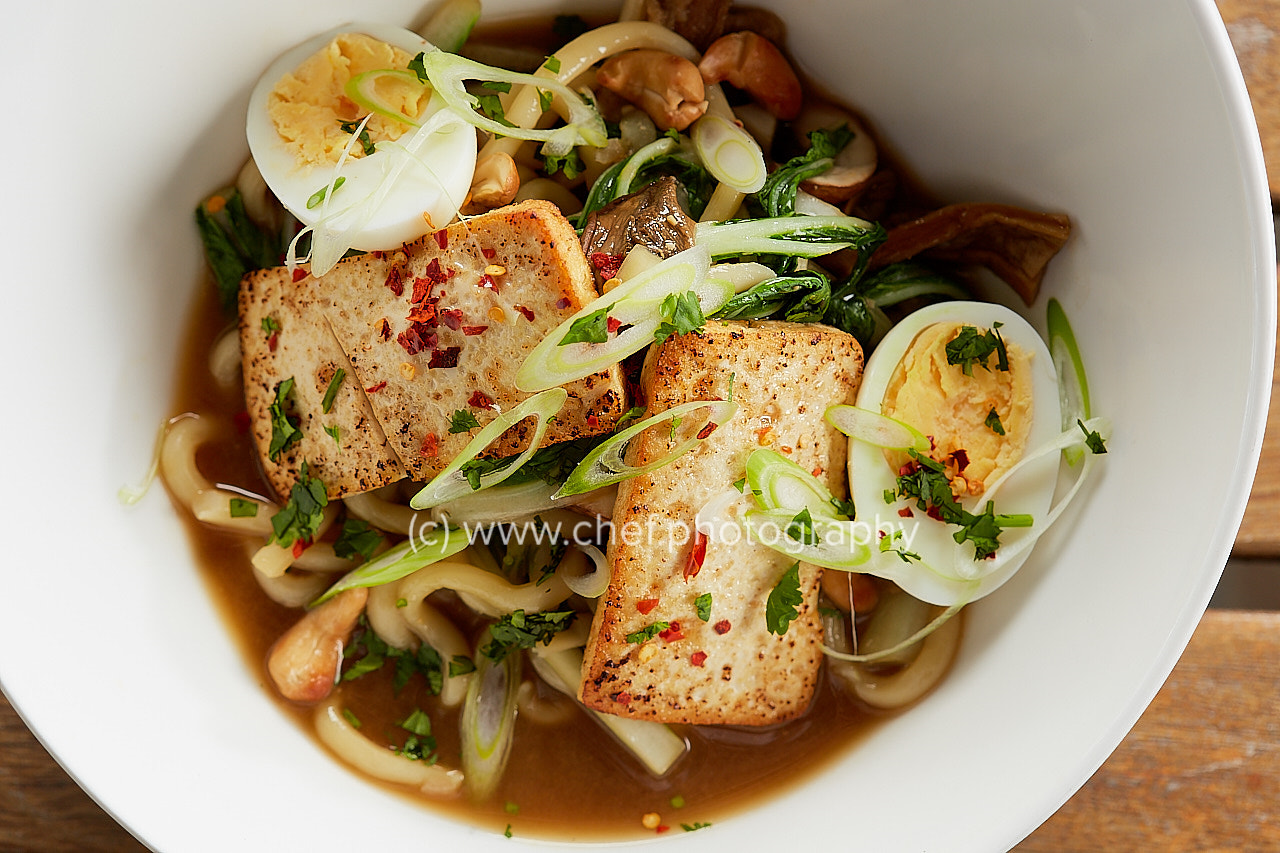 Canon EF 100mm F2.8 Macro USM sample photo. Mushroom & tofu ramen photography