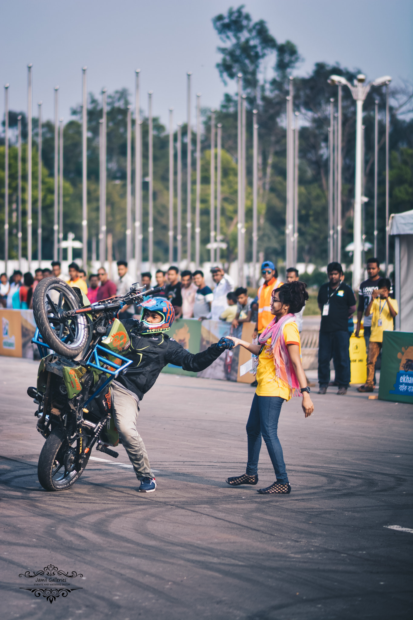 Nikon D5200 sample photo. Bike stunt show photography