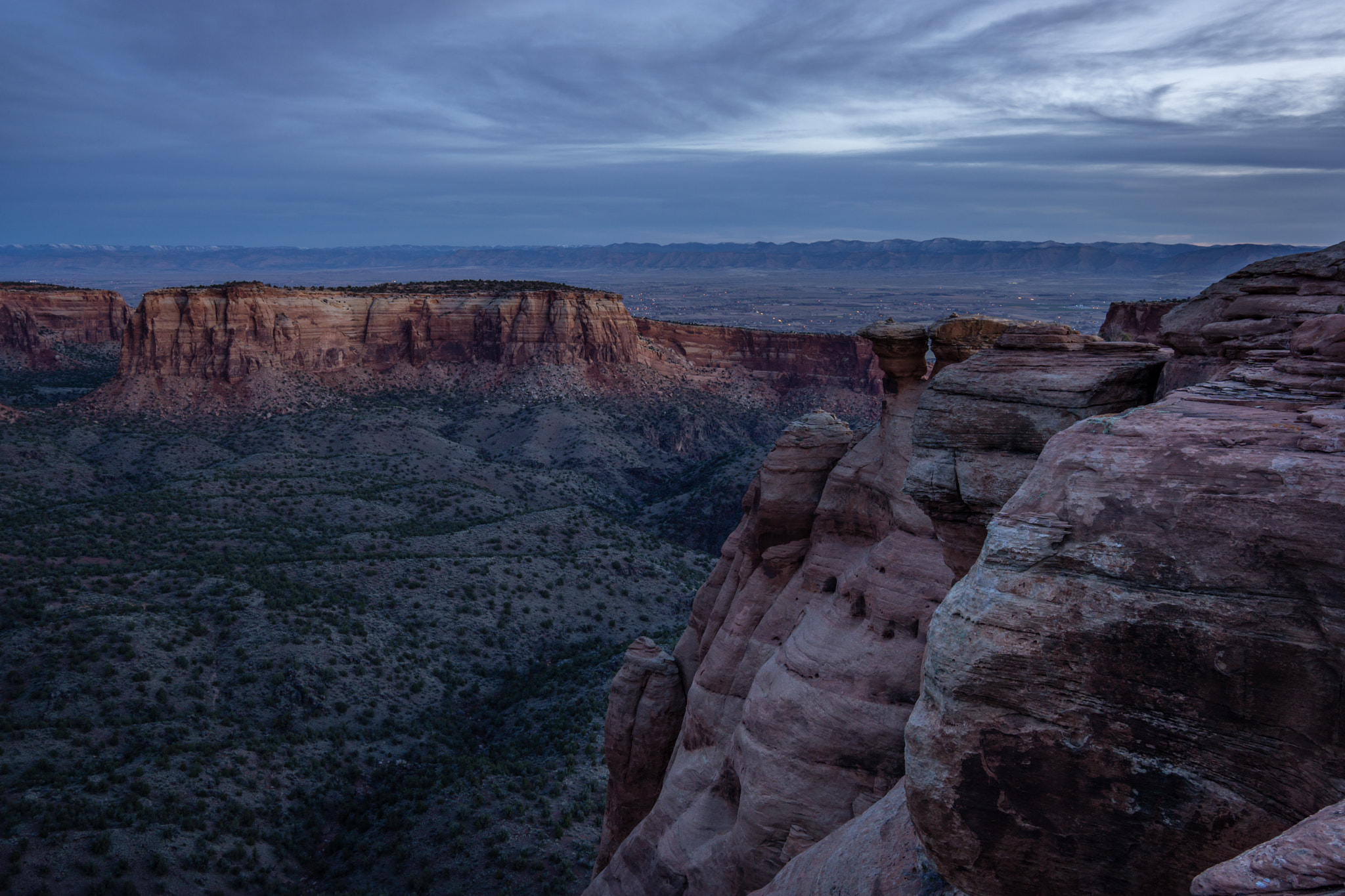 Sony a6000 + Sigma 19mm F2.8 EX DN sample photo. Colorado national monument photography