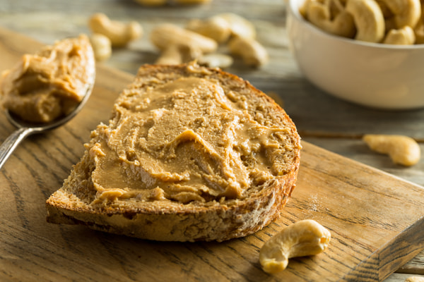 Canon EF 100mm F2.8L Macro IS USM sample photo. Homemade cashew peanut butter photography
