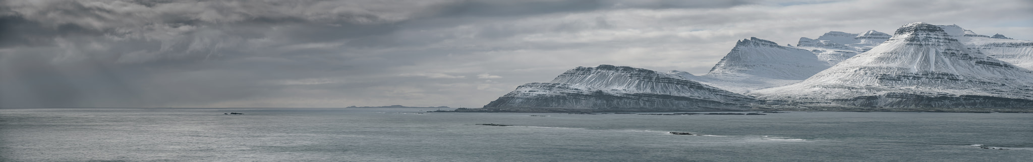Nikon D800E + Nikon AF-S Nikkor 70-200mm F2.8G ED VR II sample photo. Iceland east coast panorama photography