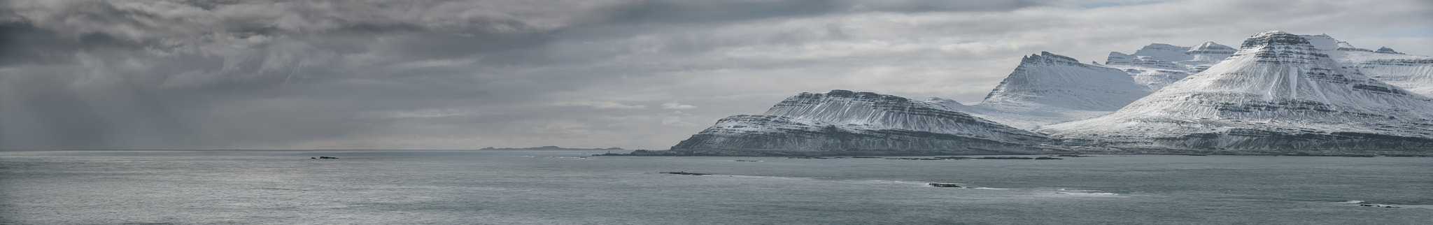 Nikon AF-S Nikkor 70-200mm F2.8G ED VR II sample photo. Iceland east coast panorama photography