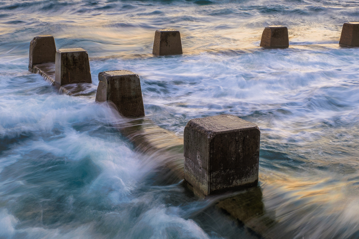 Fujifilm X-T1 + Fujifilm XF 16-55mm F2.8 R LM WR sample photo. Water patterns in coogee pool photography