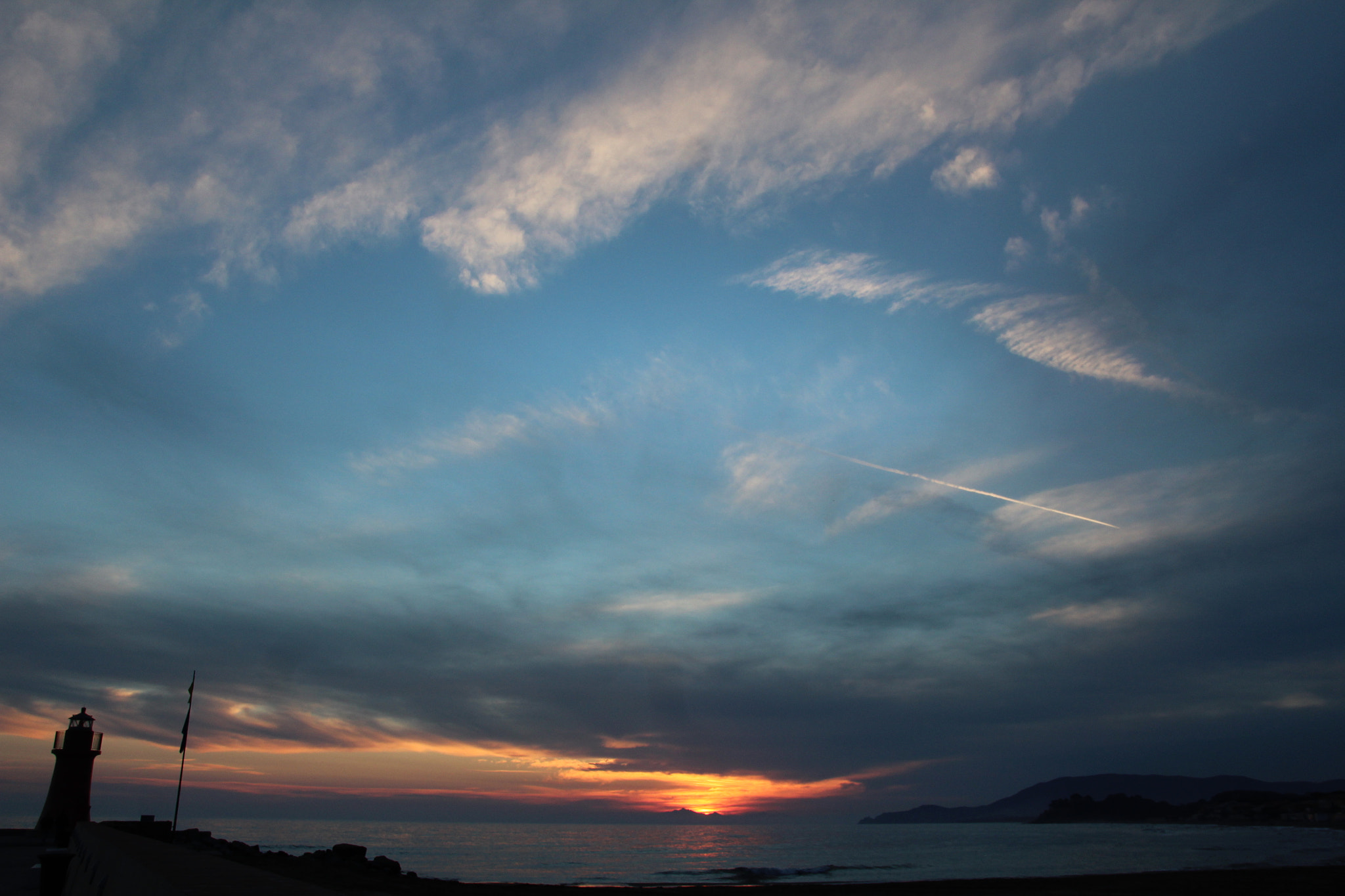 Canon EF-S 17-55mm F2.8 IS USM sample photo. Fire photography