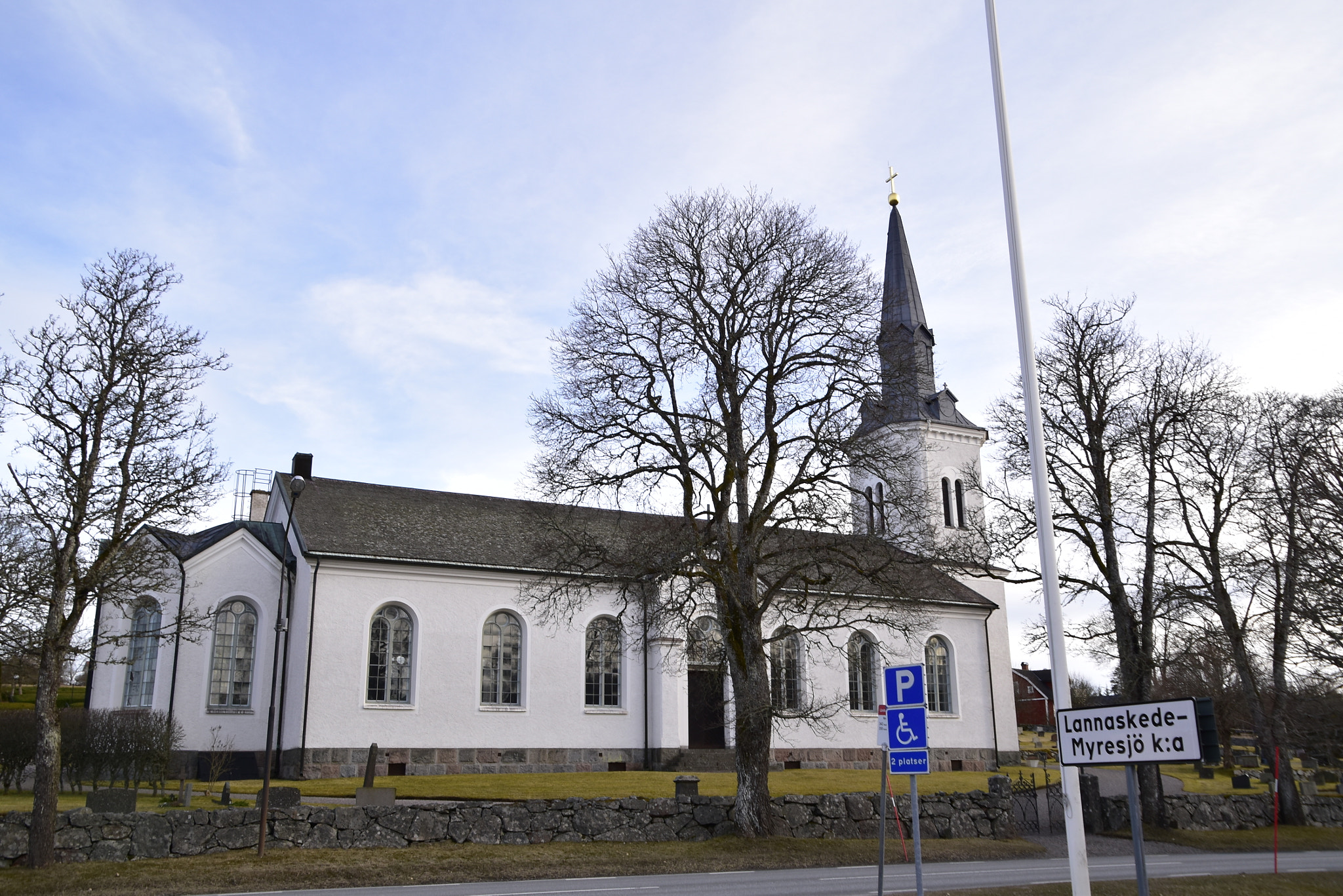 Nikon D5500 sample photo. Lannaskede-myresjö kyrka photography
