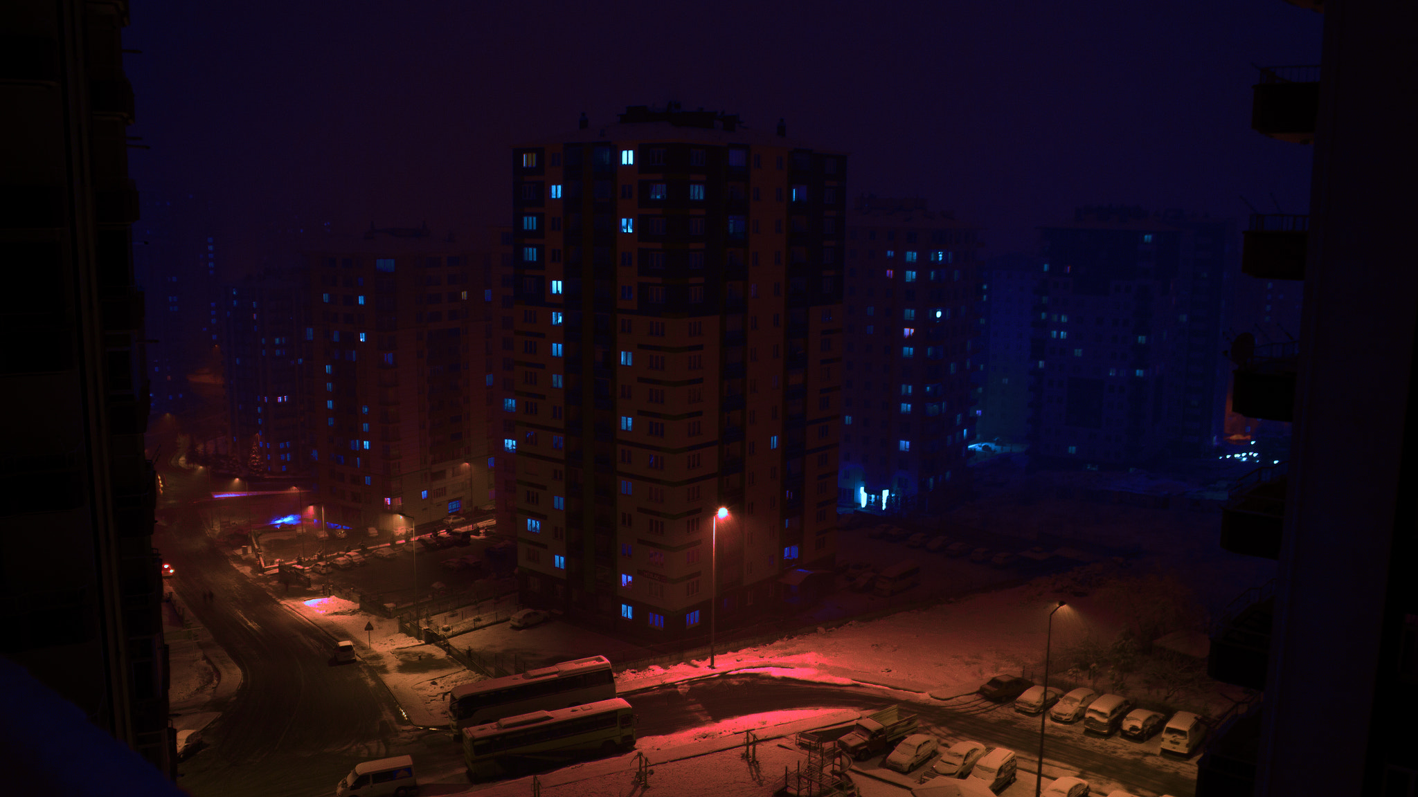 Canon EOS 650D (EOS Rebel T4i / EOS Kiss X6i) sample photo. City in the dark photography