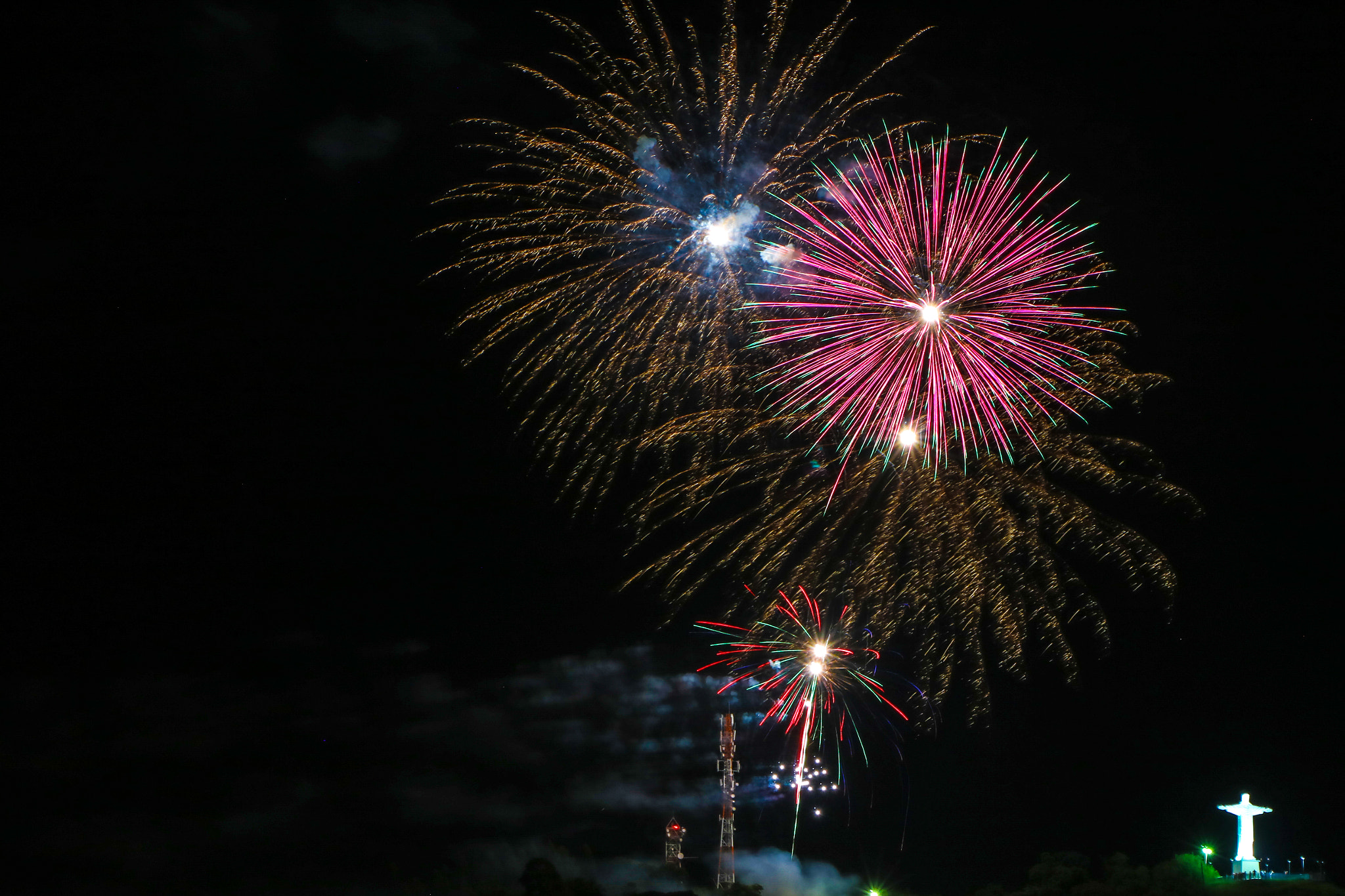 Canon EOS 760D (EOS Rebel T6s / EOS 8000D) sample photo. Fireworks photography