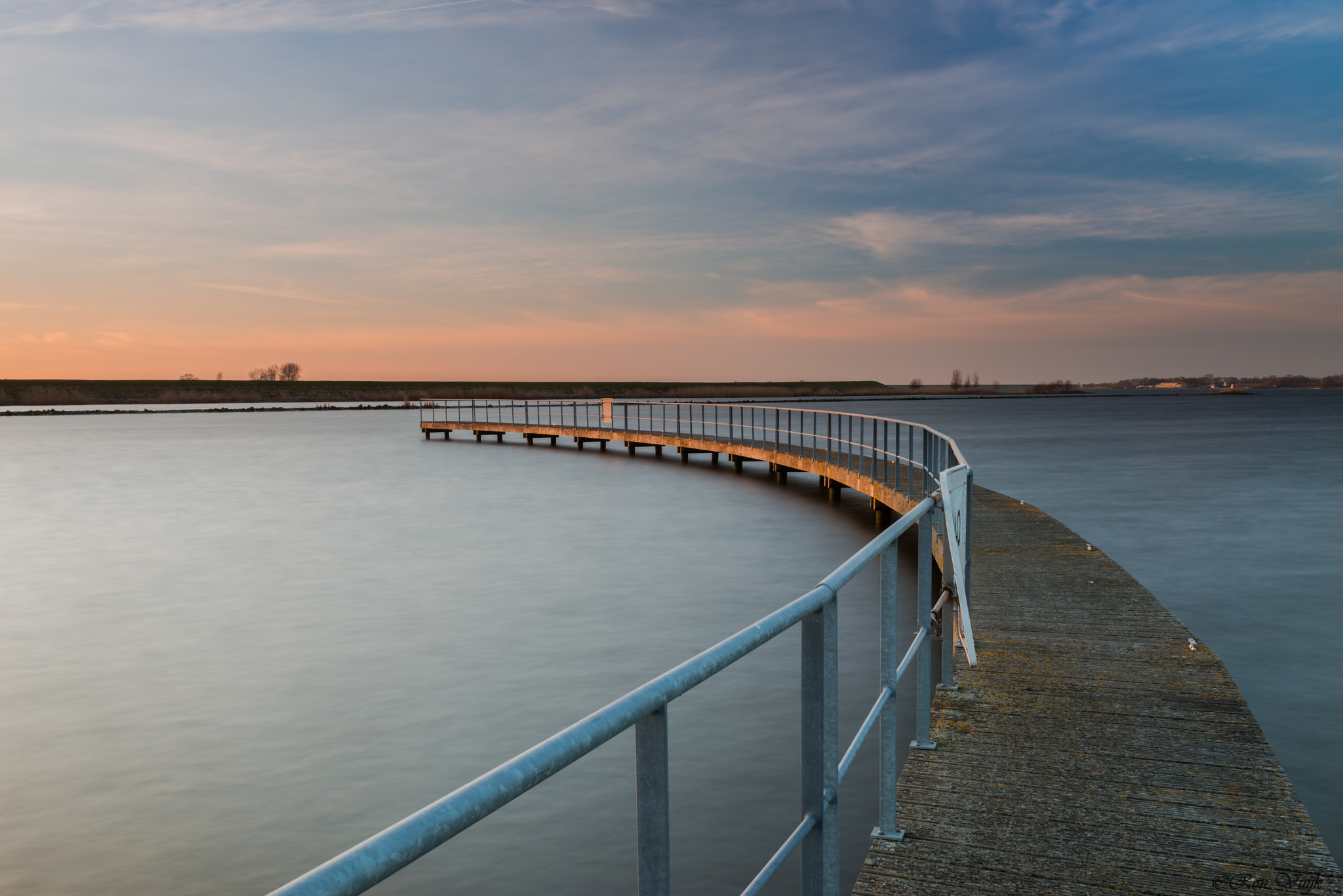 Nikon AF-S Nikkor 24-70mm F2.8G ED sample photo. Jetty photography