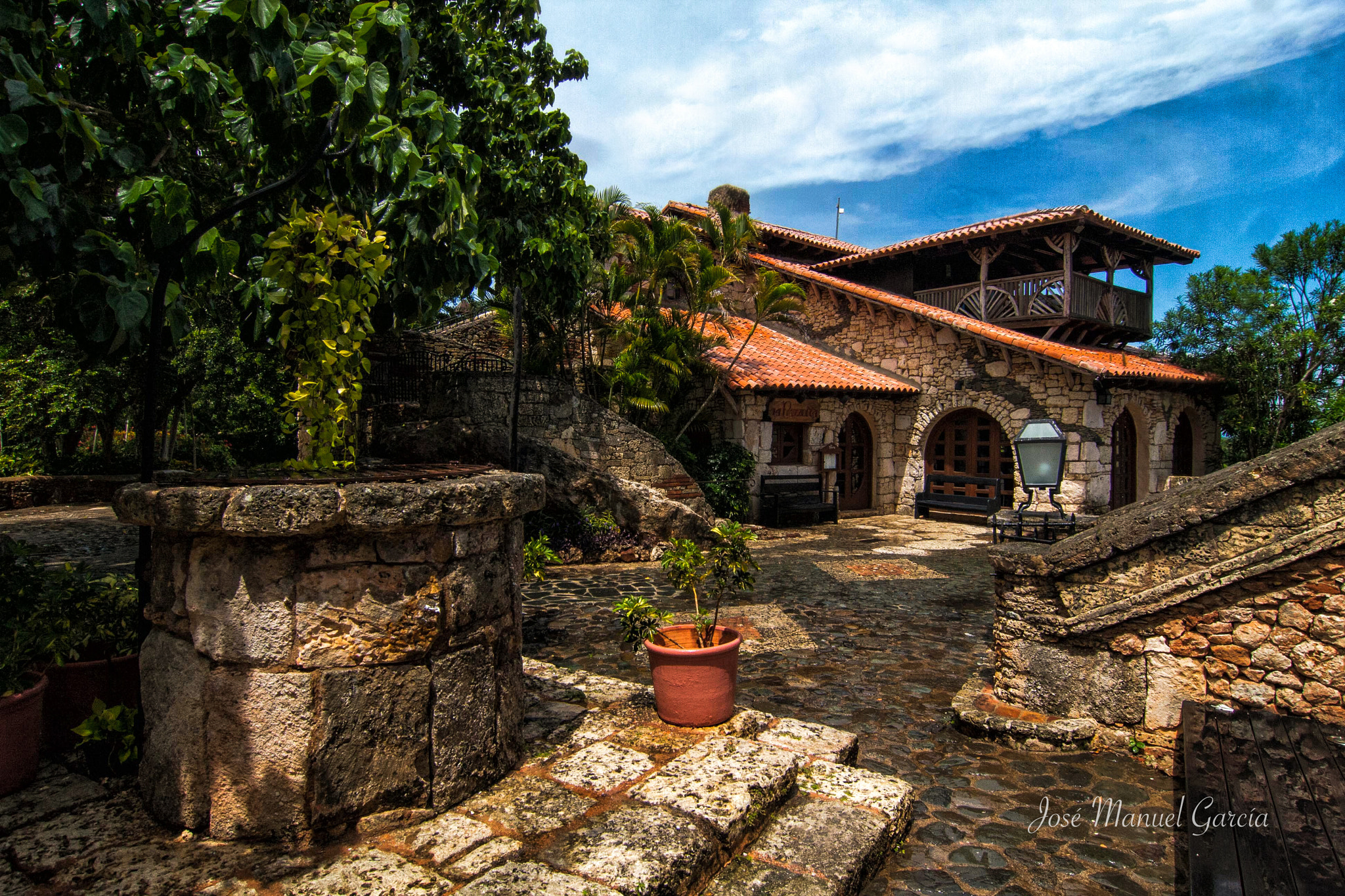 Tokina AT-X Pro 12-24mm F4 (IF) DX sample photo. Villa altos de chavón ( # 3 ) photography