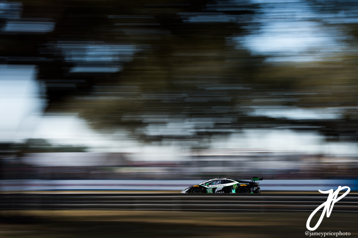 Nikon AF-S Nikkor 70-200mm F2.8G ED VR II sample photo. This isn't forza photography