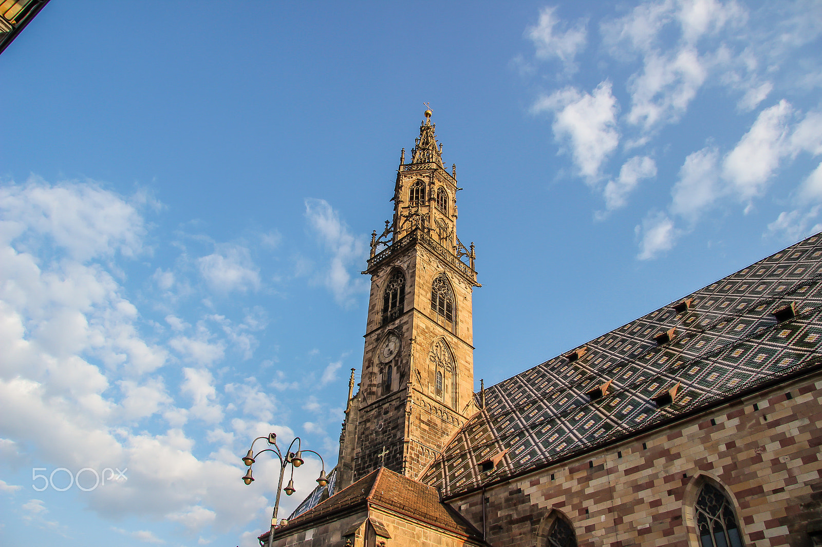 Canon EOS 600D (Rebel EOS T3i / EOS Kiss X5) + Canon EF-S 17-85mm F4-5.6 IS USM sample photo. Cathedral of bolzano in a sunny day photography