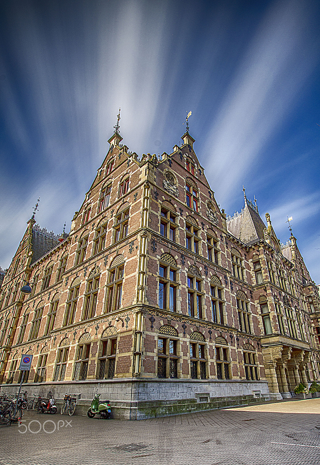 Nikon D5100 sample photo. Court of justice the hague (colour) photography