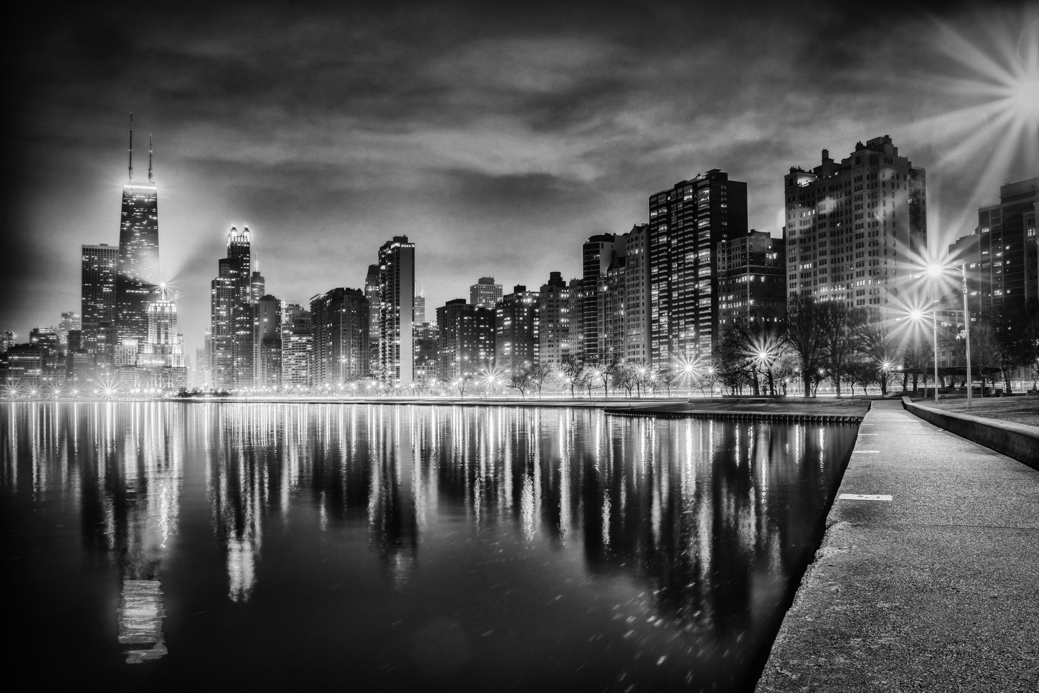 AF Zoom-Nikkor 28-85mm f/3.5-4.5 sample photo. City of lights photography