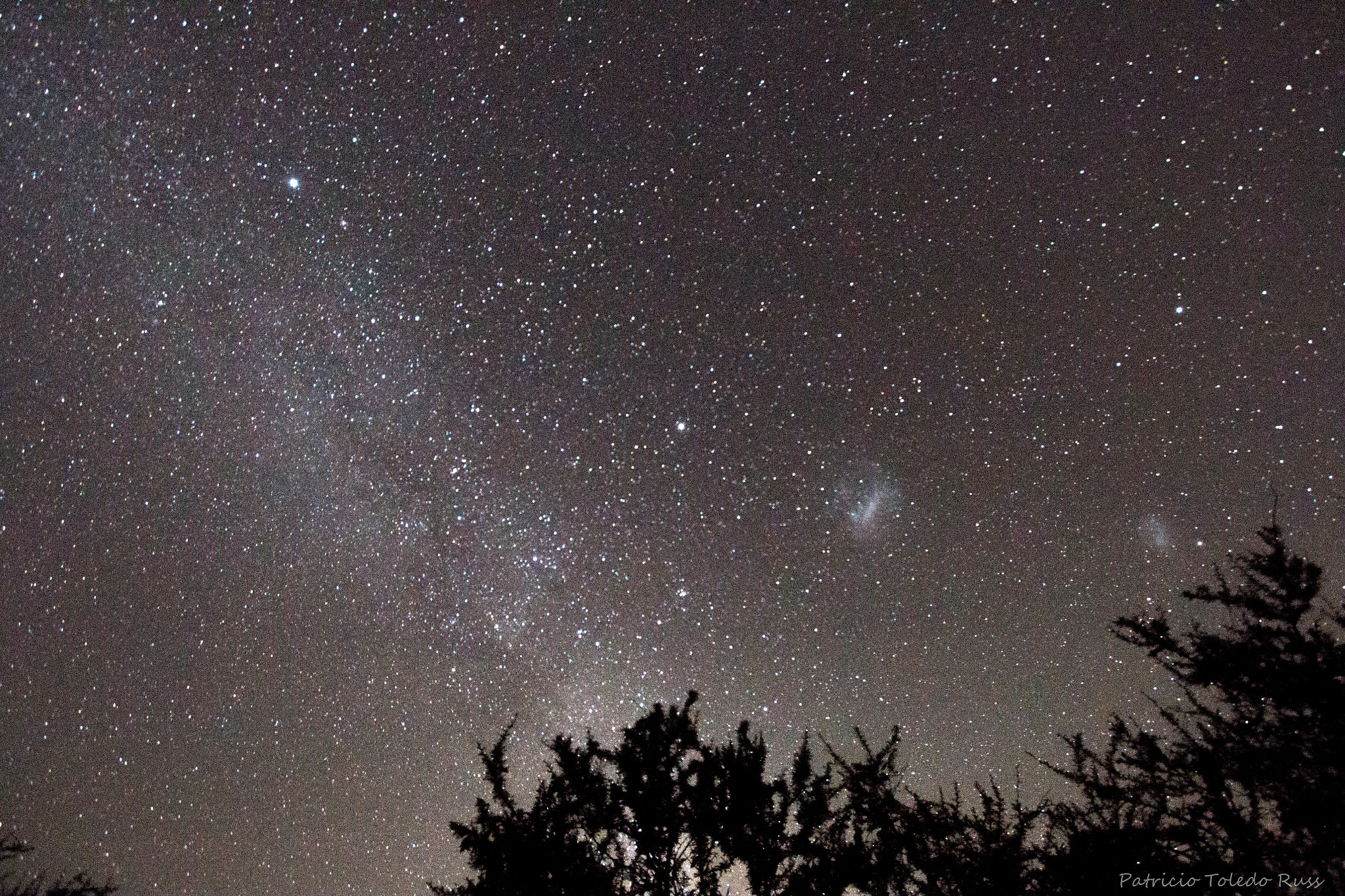 Canon EF-S 10-22mm F3.5-4.5 USM sample photo. Milky way and magellan clouds photography