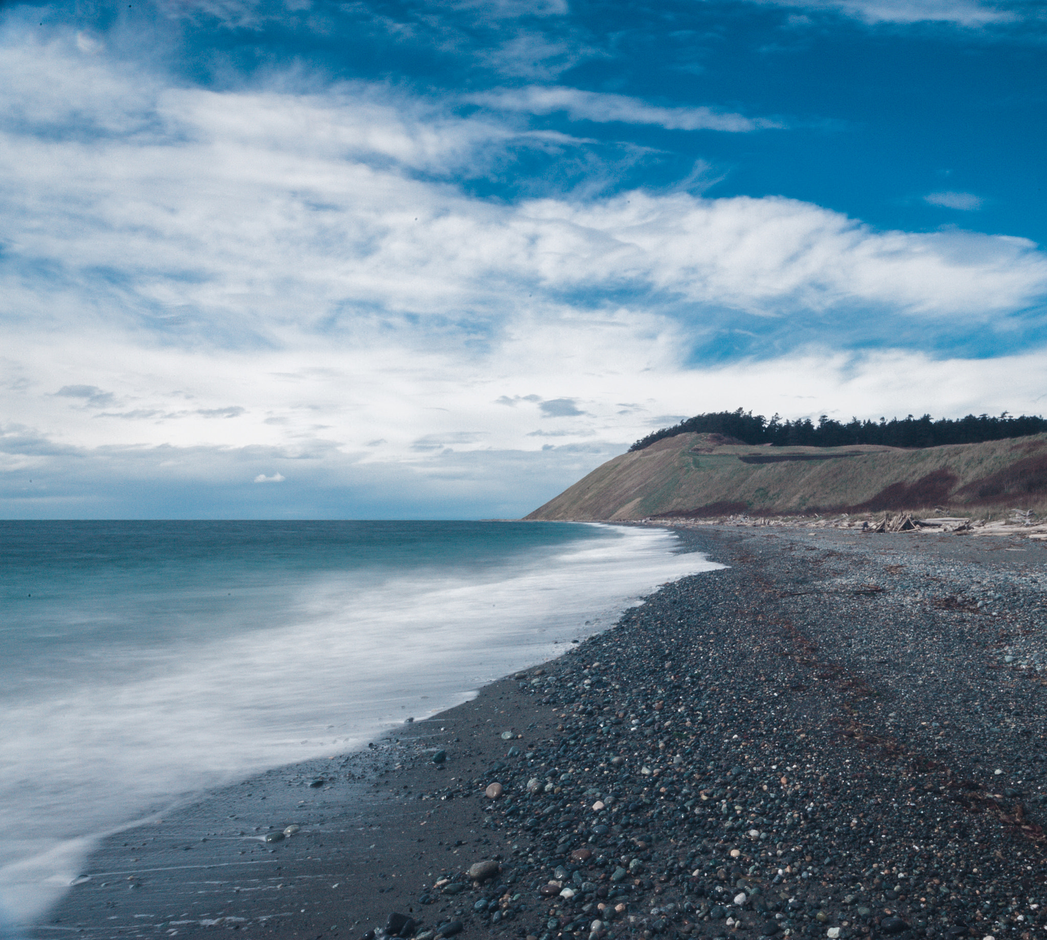 Canon EOS-1D Mark II + Sigma 10-20mm F4-5.6 EX DC HSM sample photo. Square photography