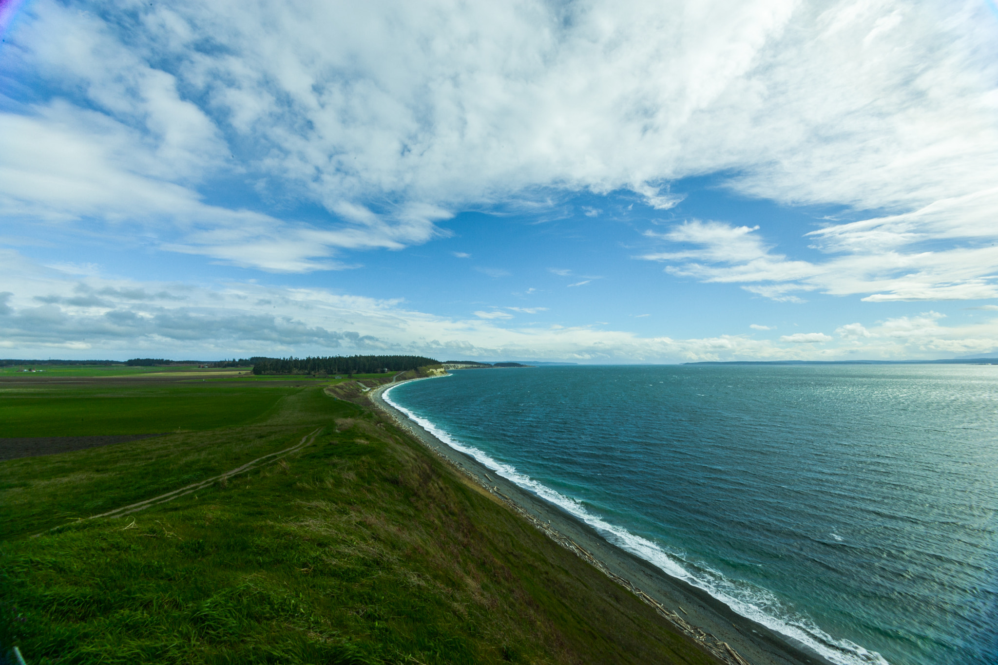 Sigma 10-20mm F4-5.6 EX DC HSM sample photo. Stone, sea, sky photography
