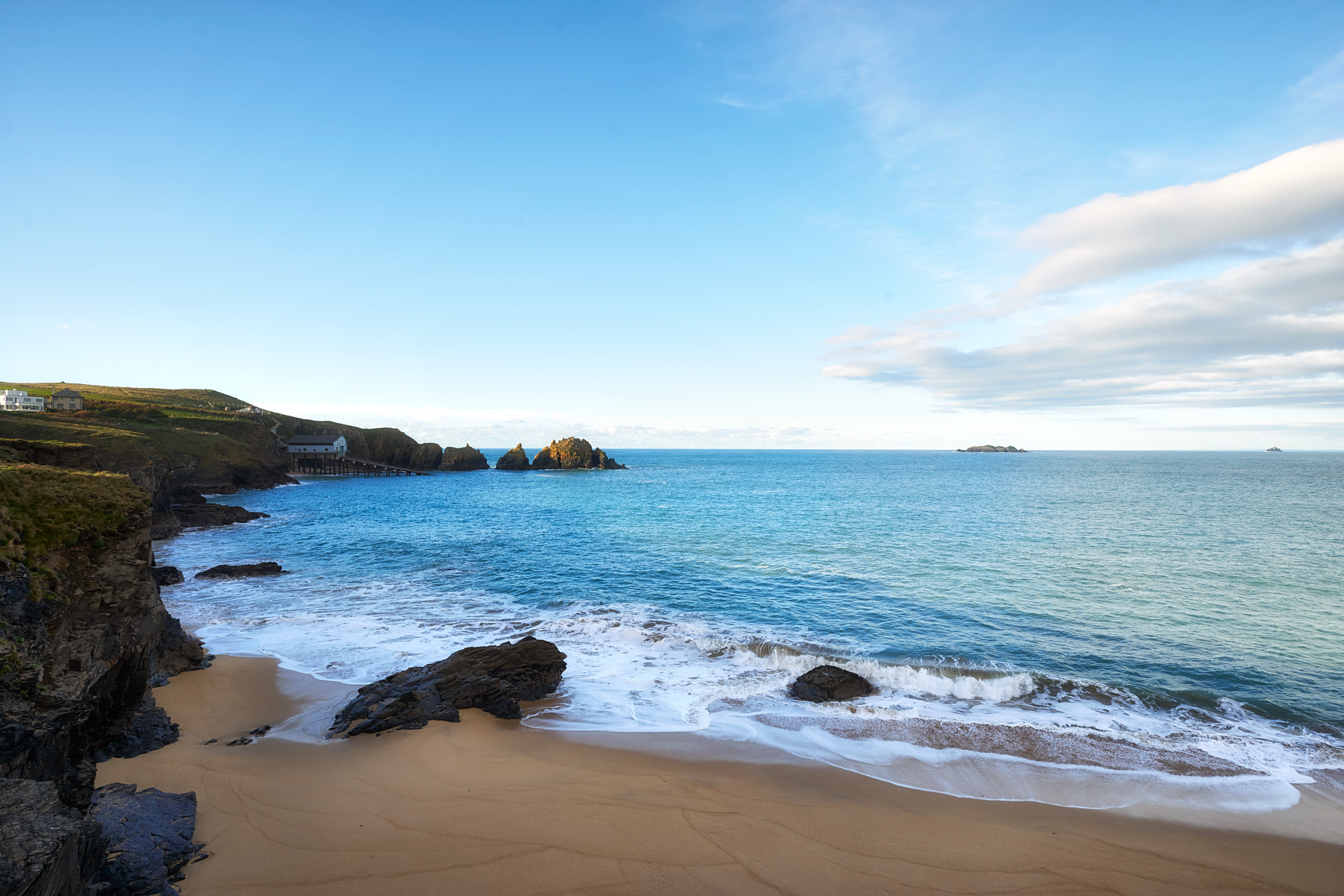 Nikon AF-S NIKKOR 17-35mm f/2.8 ED sample photo. The lifeboat station photography