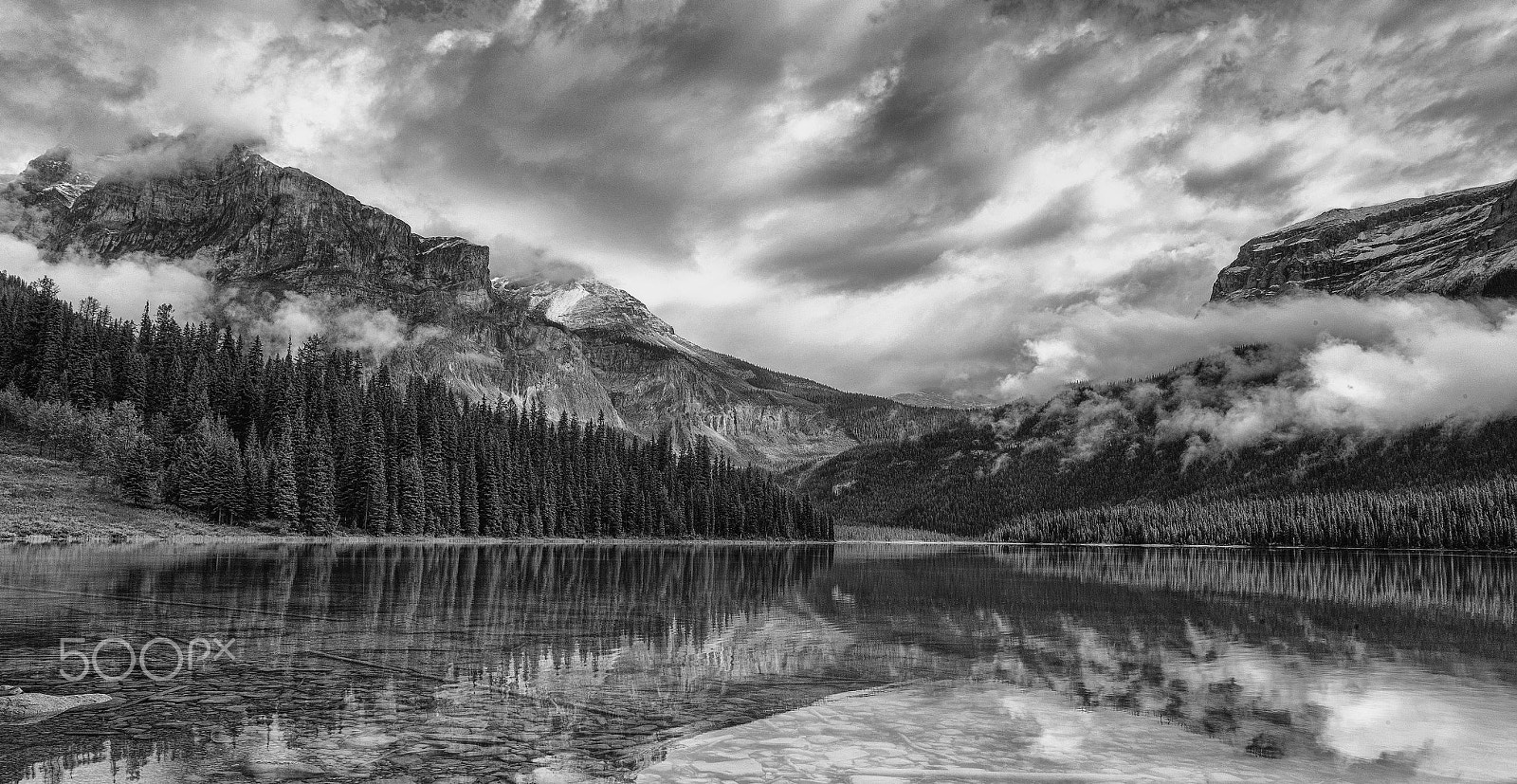 Canon EOS-1Ds Mark III sample photo. Emerald lakebw photography