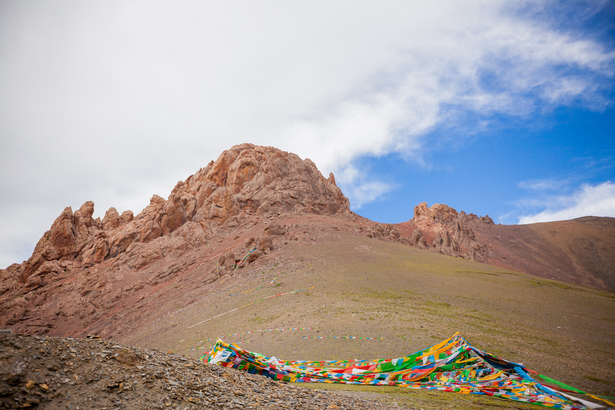 Canon EOS 5D Mark II + Sigma 18-35mm f/1.8 DC HSM sample photo. Tibet photography