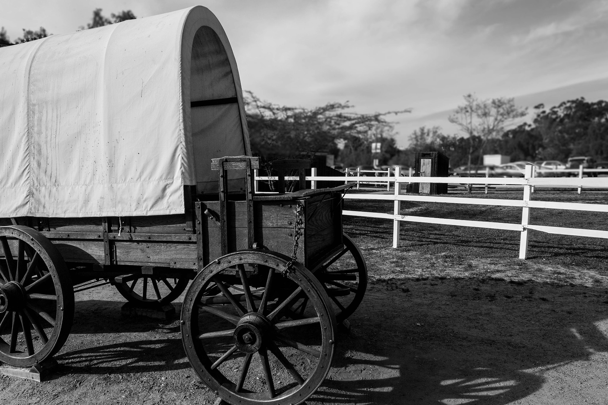 Canon EOS 5D sample photo. Ol' wagon b&w photography