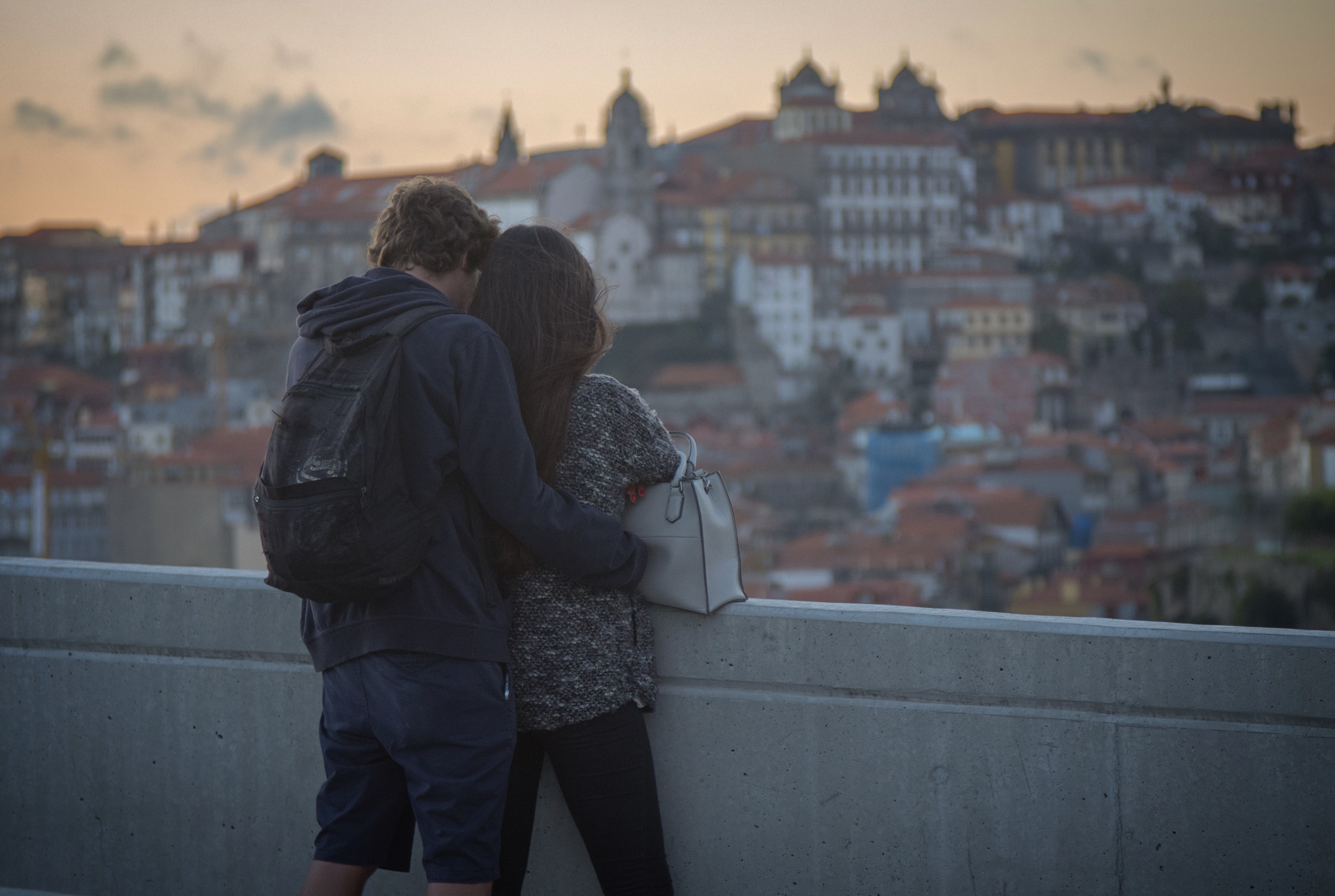 Panasonic Lumix DMC-GH4 + Canon EF 24-105mm F4L IS USM sample photo. Love in porto photography