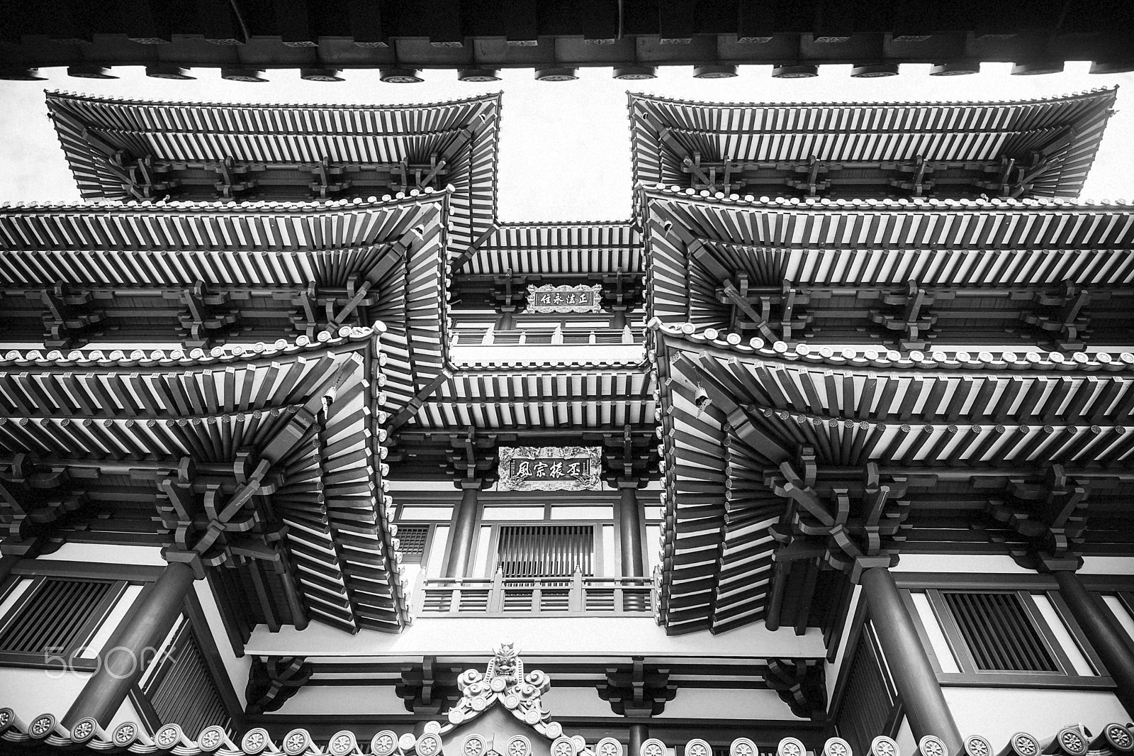 Sony a7 II sample photo. Buddha tooth relic temple photography